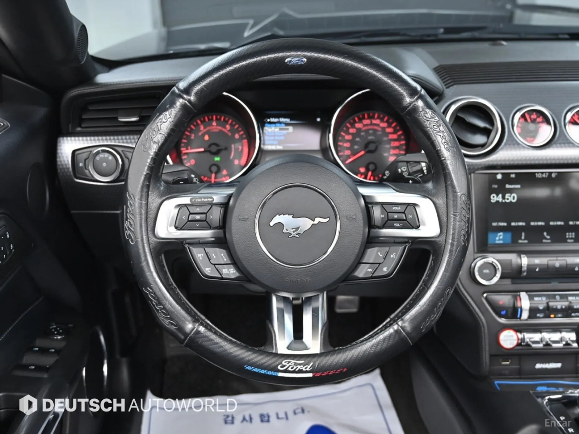 Ford Mustang превью 13