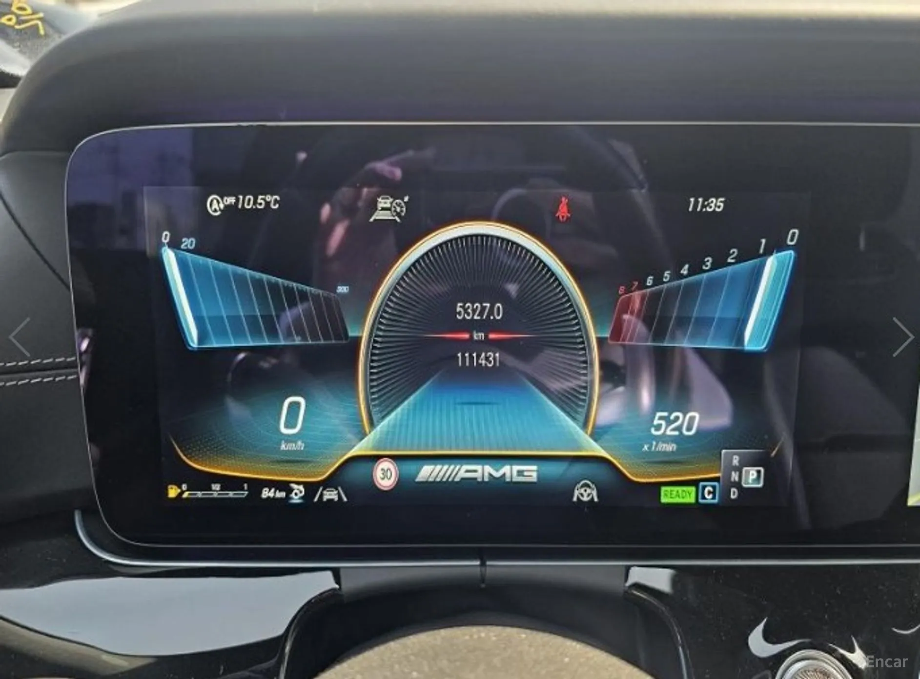 Mercedes Benz AMG GT превью 11