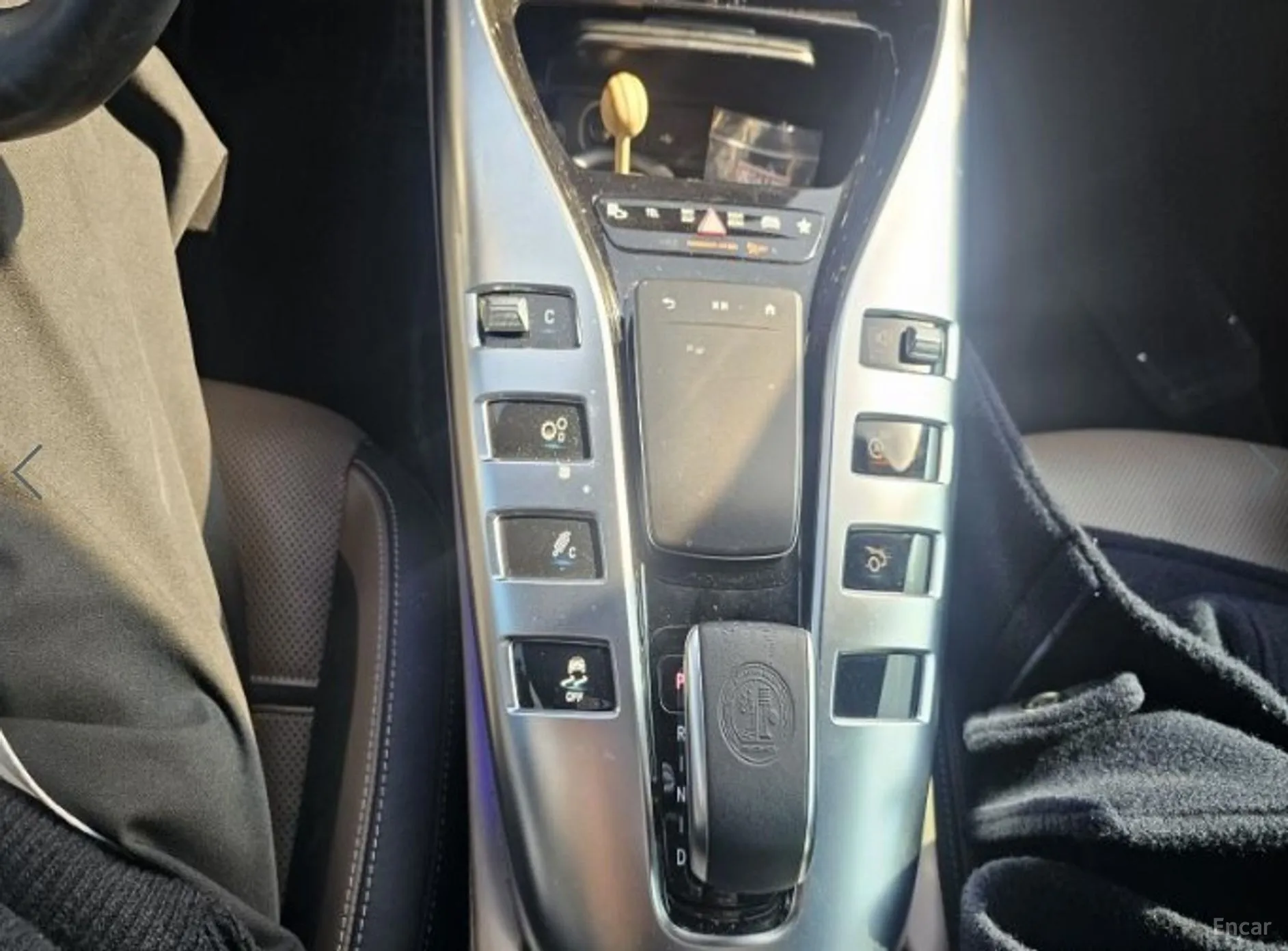Mercedes Benz AMG GT превью 13