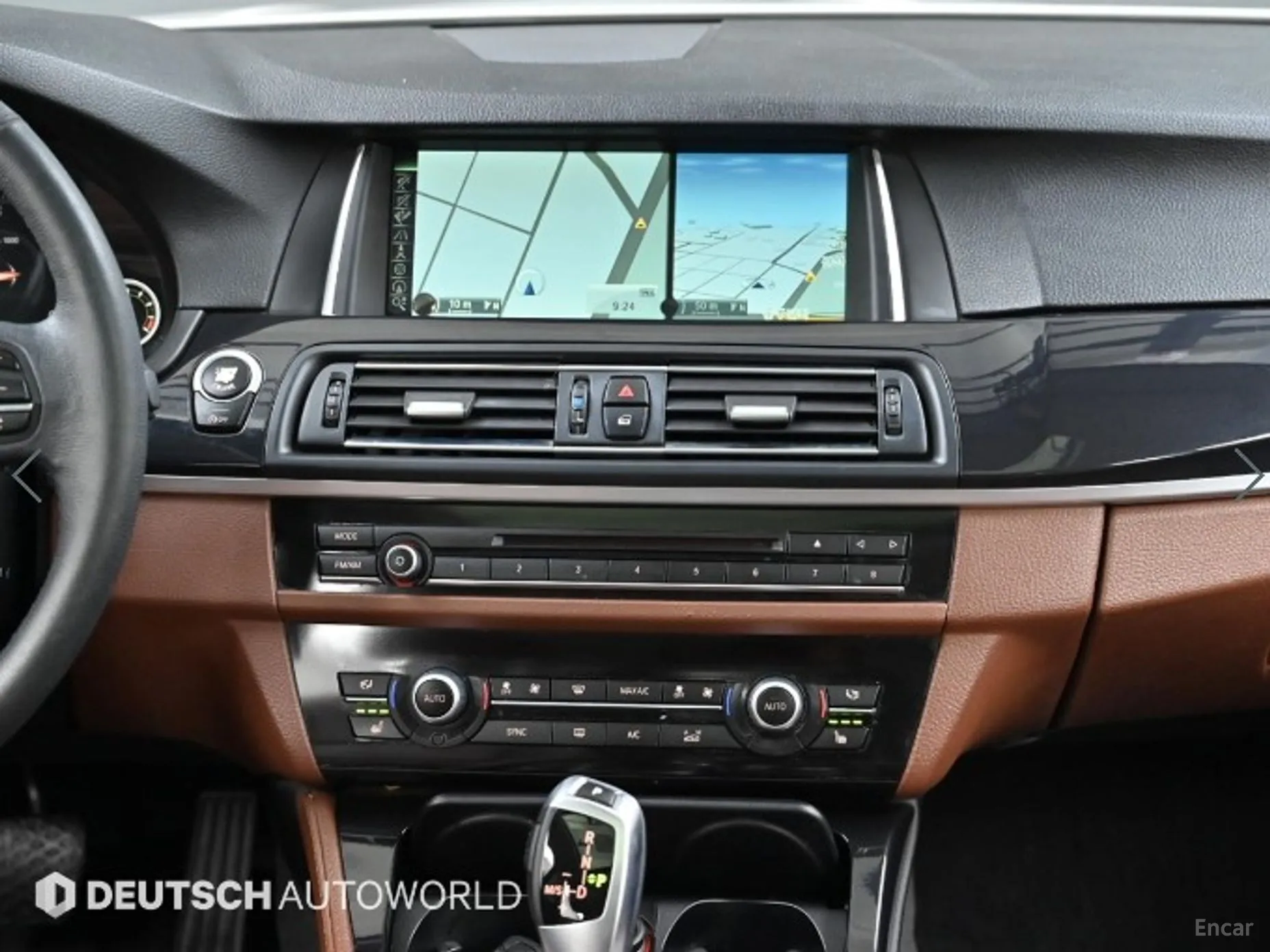 BMW 5 Series (F10) превью 15