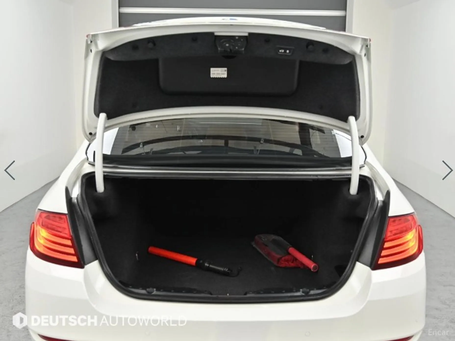 BMW 5 Series (F10) превью 20
