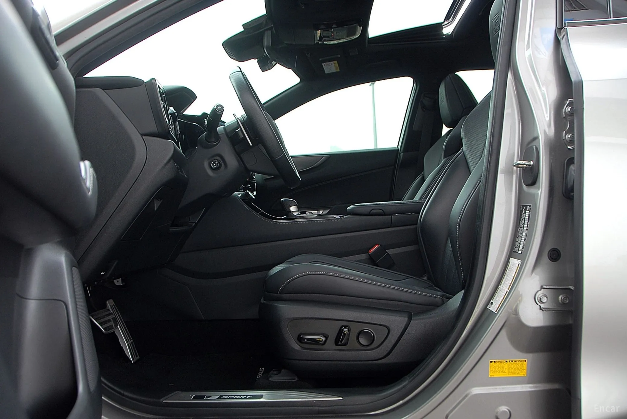 Lexus NX450h + 2nd Gen превью 15