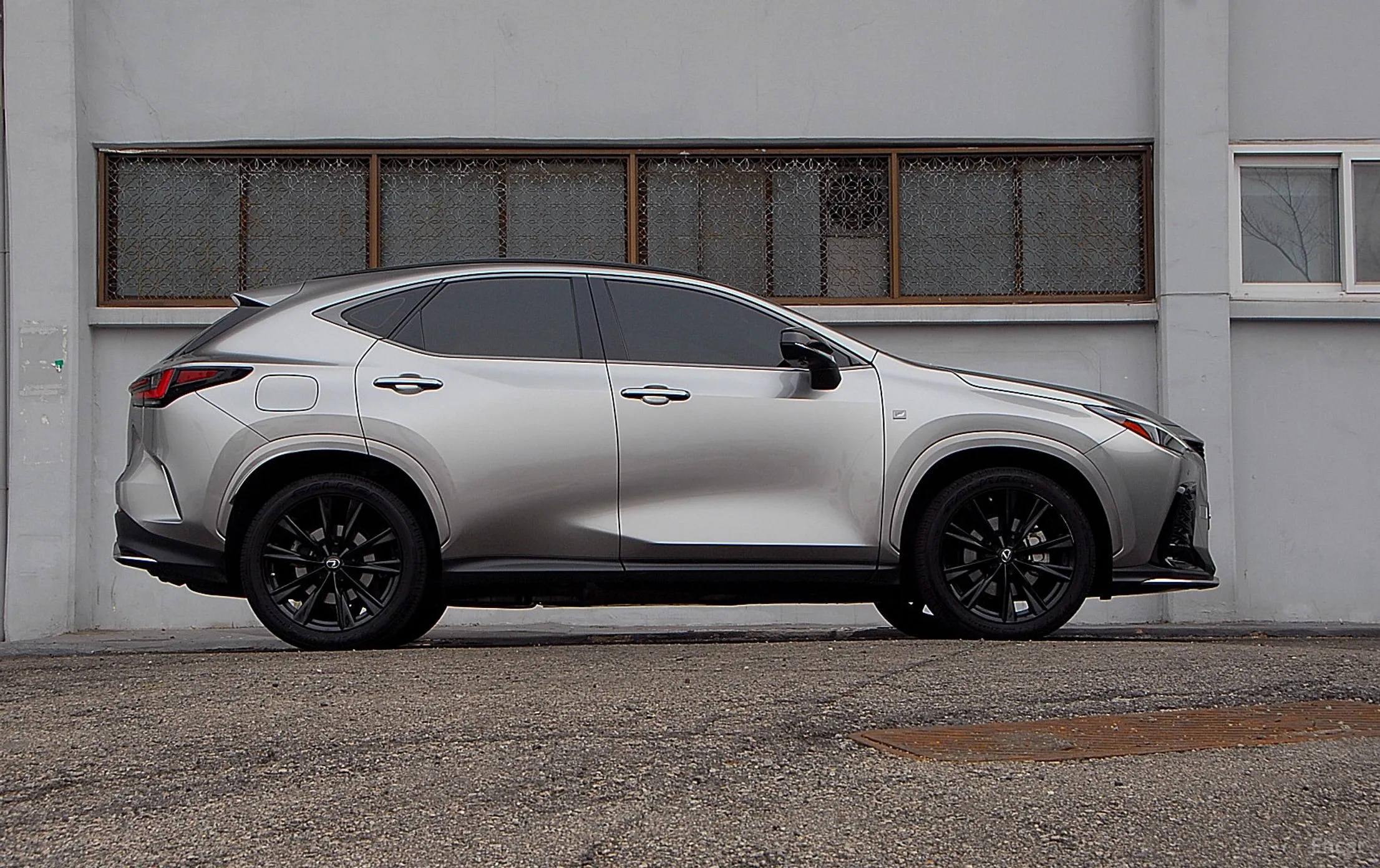 Lexus NX450h + 2nd Gen