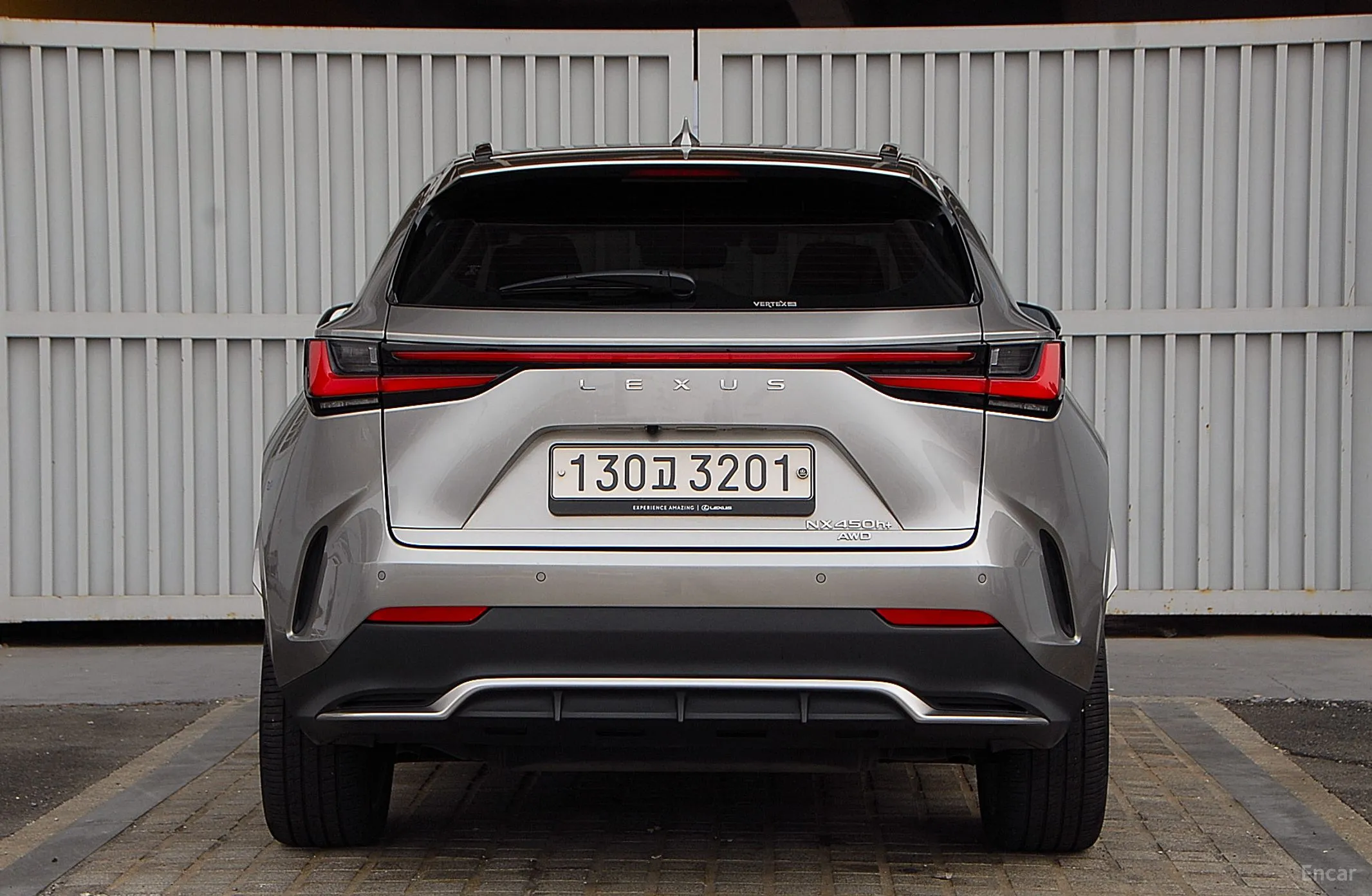 Lexus NX450h + 2nd Gen превью 3