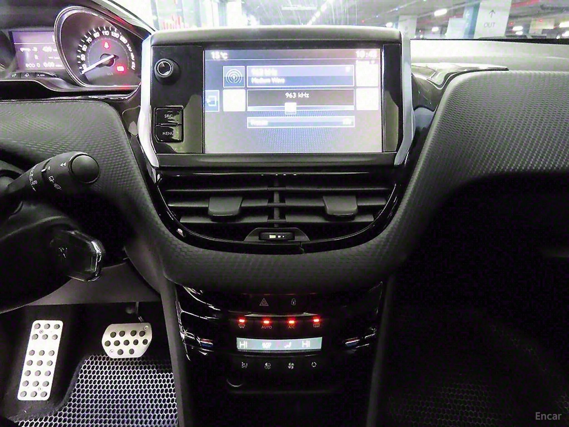 Peugeot 2008. превью 11