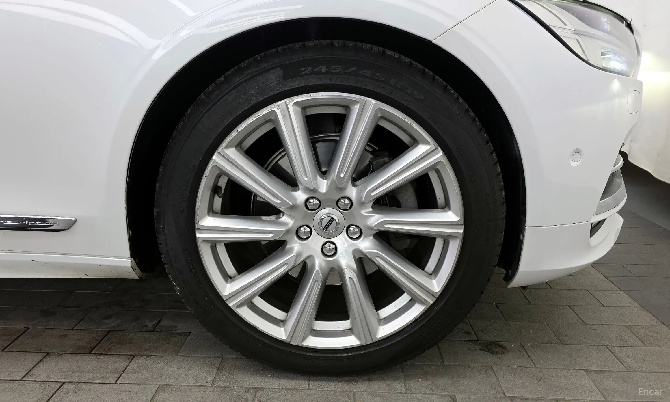 Volvo S90 превью 5