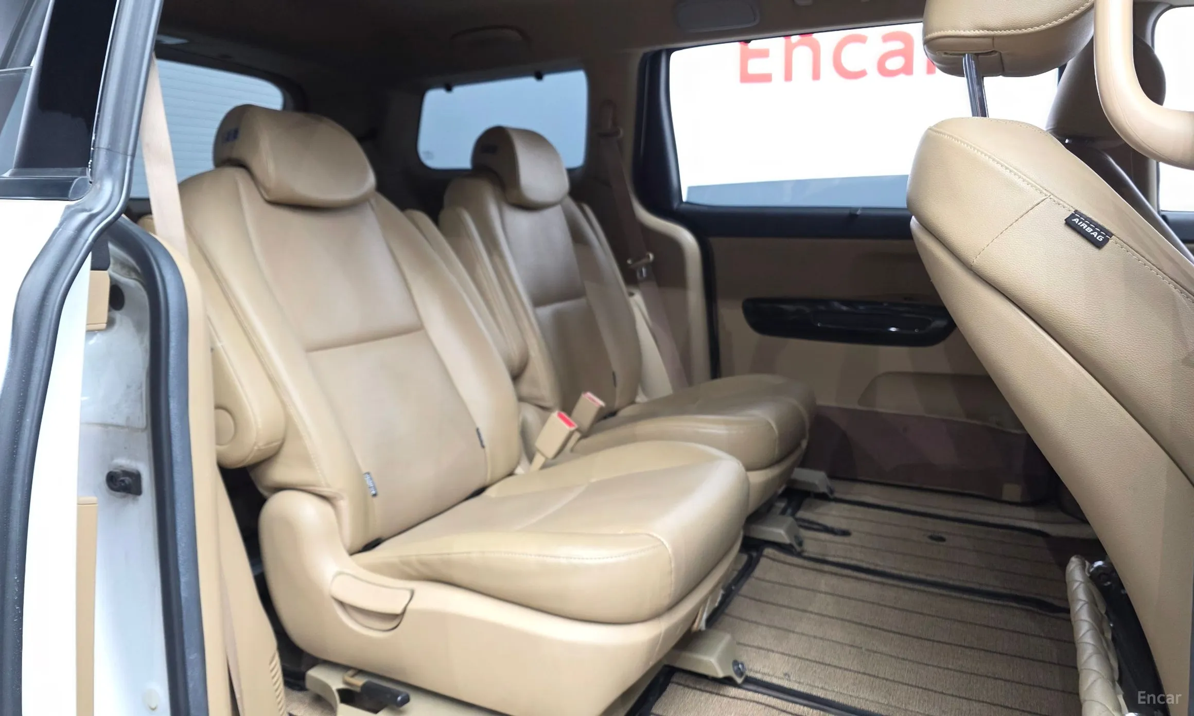 Kia Carnival превью 12
