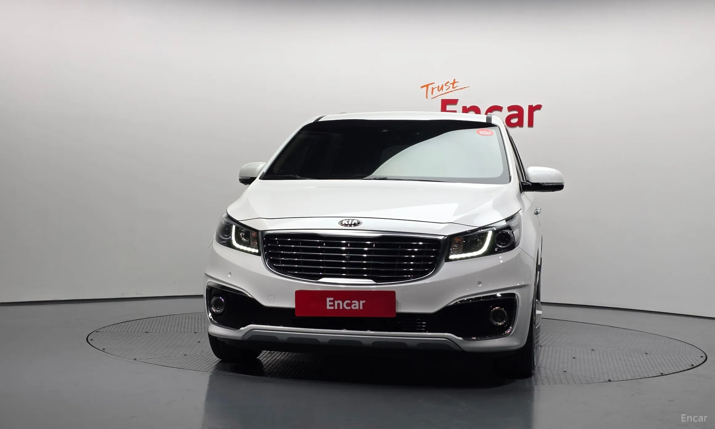 Kia Carnival превью 3