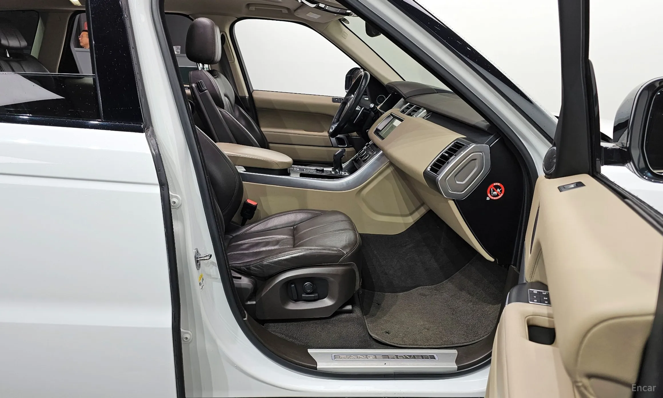 Land Rover Range Rover Sport 2nd Generation превью 11