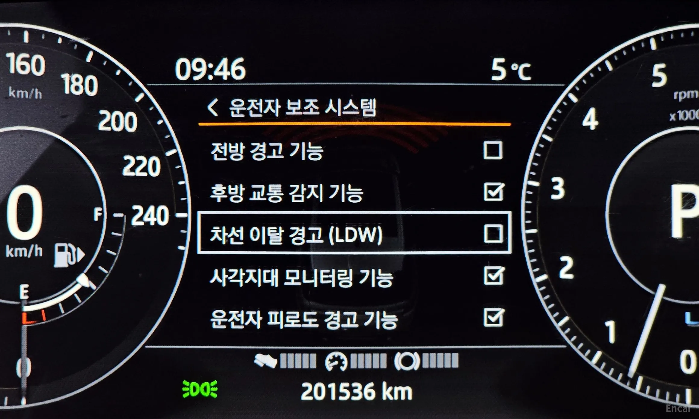 Land Rover Range Rover Sport 2nd Generation превью 16