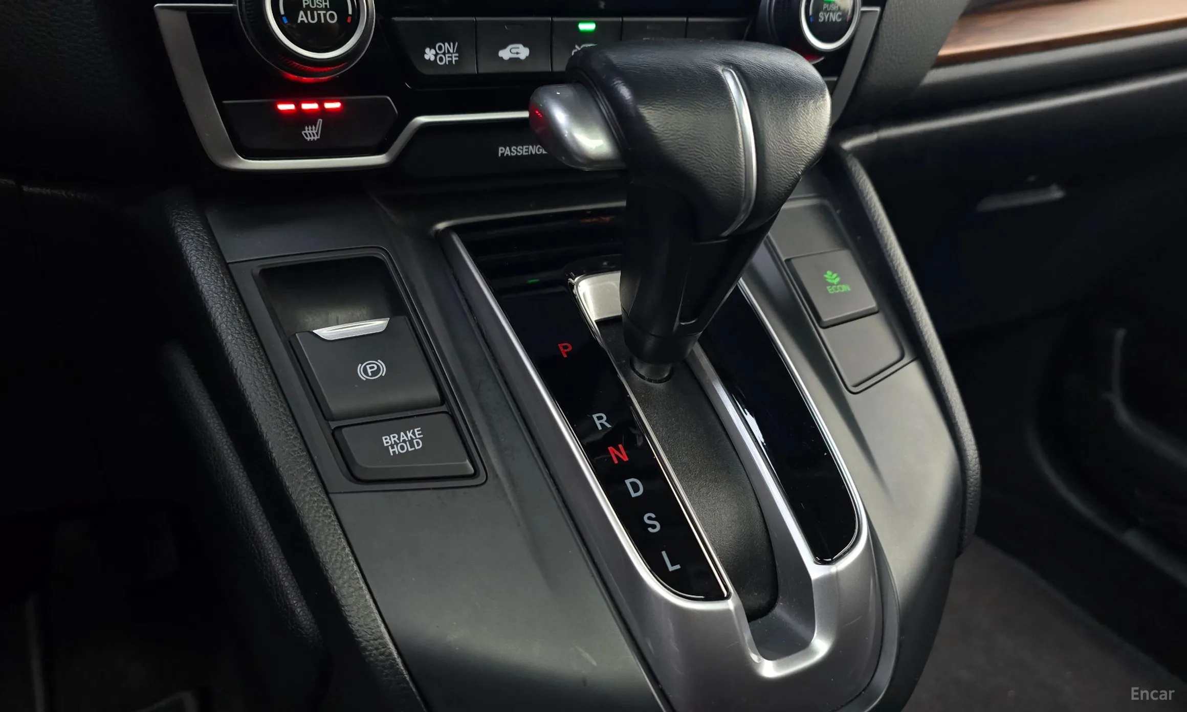 Honda CR-V 5th generation превью 9
