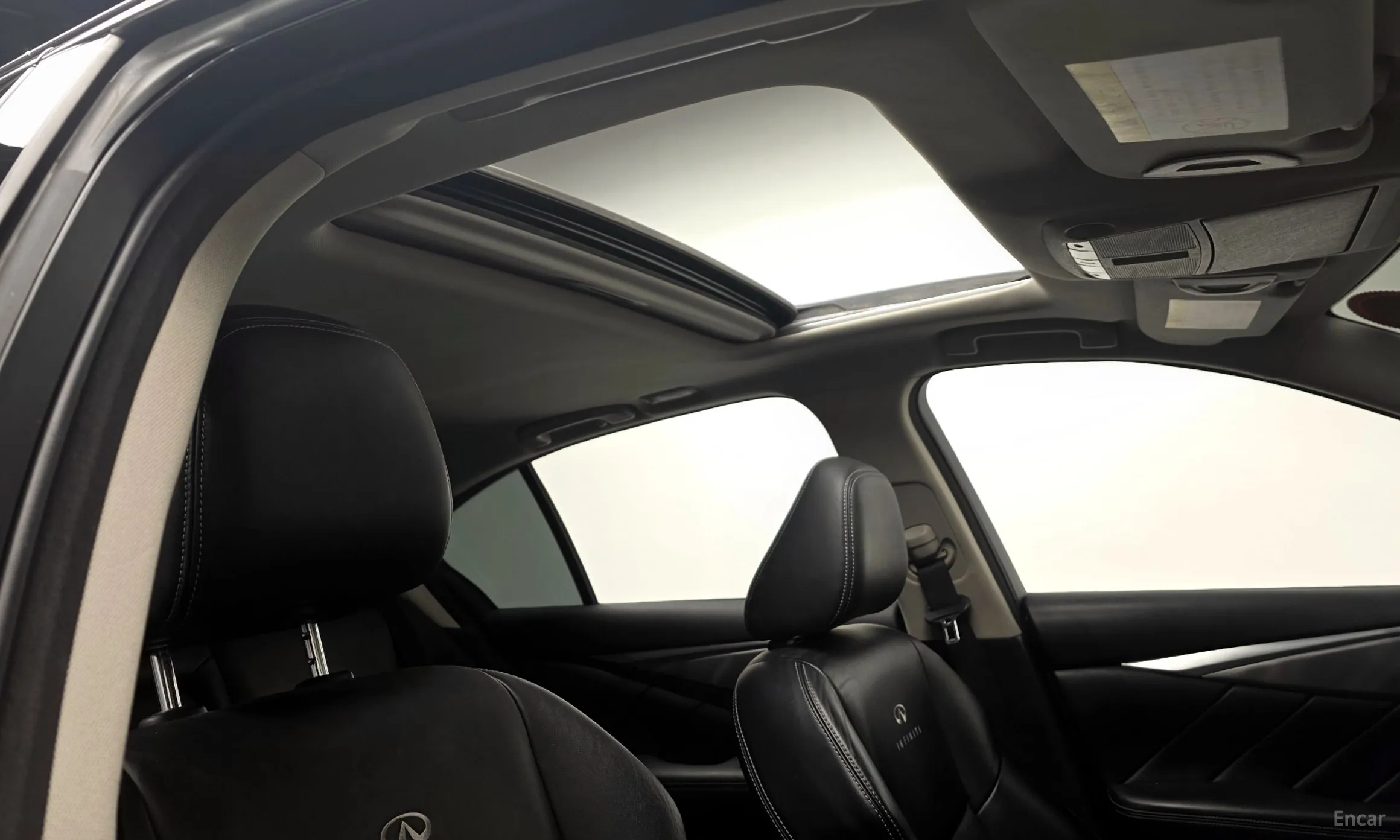 Infiniti Q50 превью 16