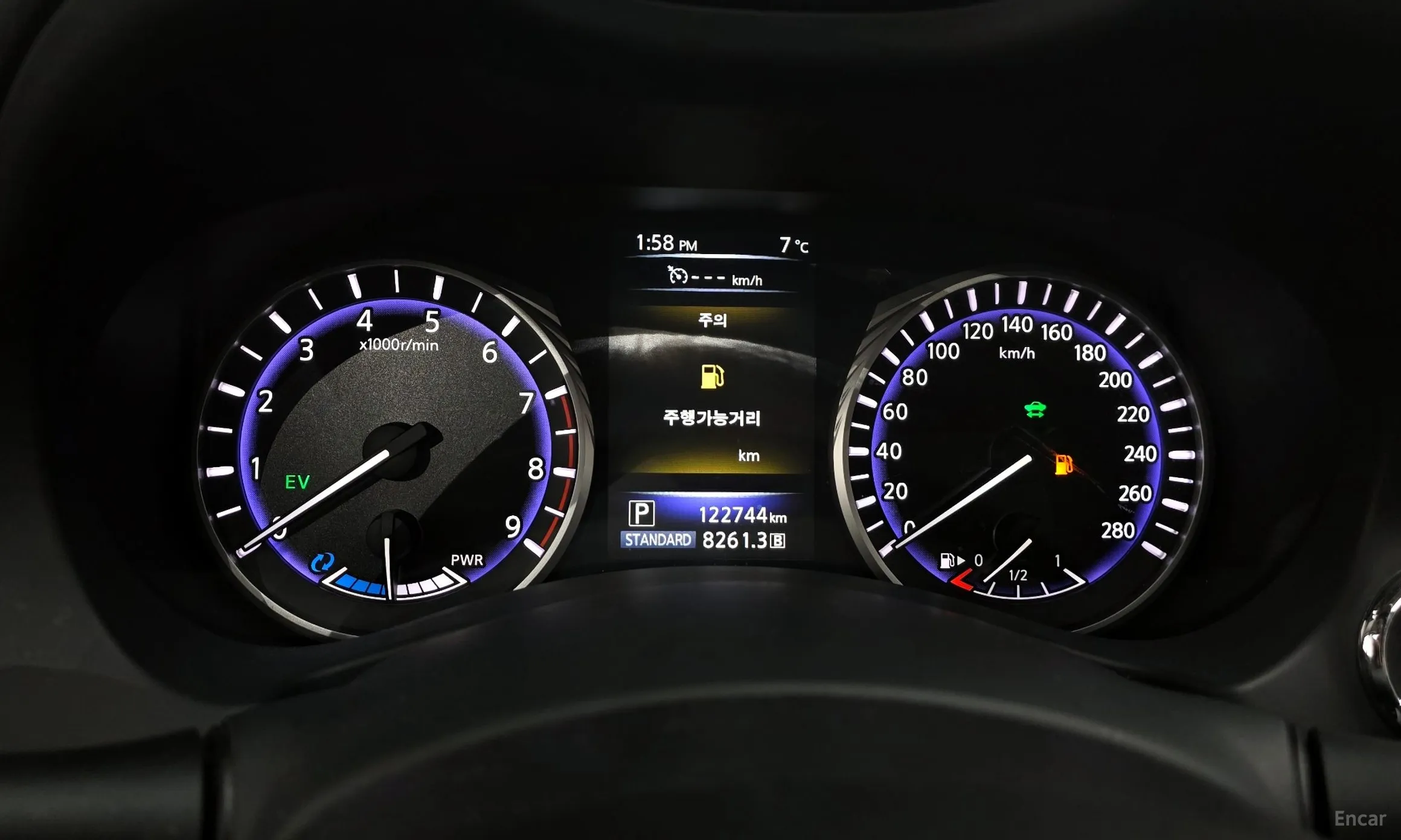 Infiniti Q50 превью 8