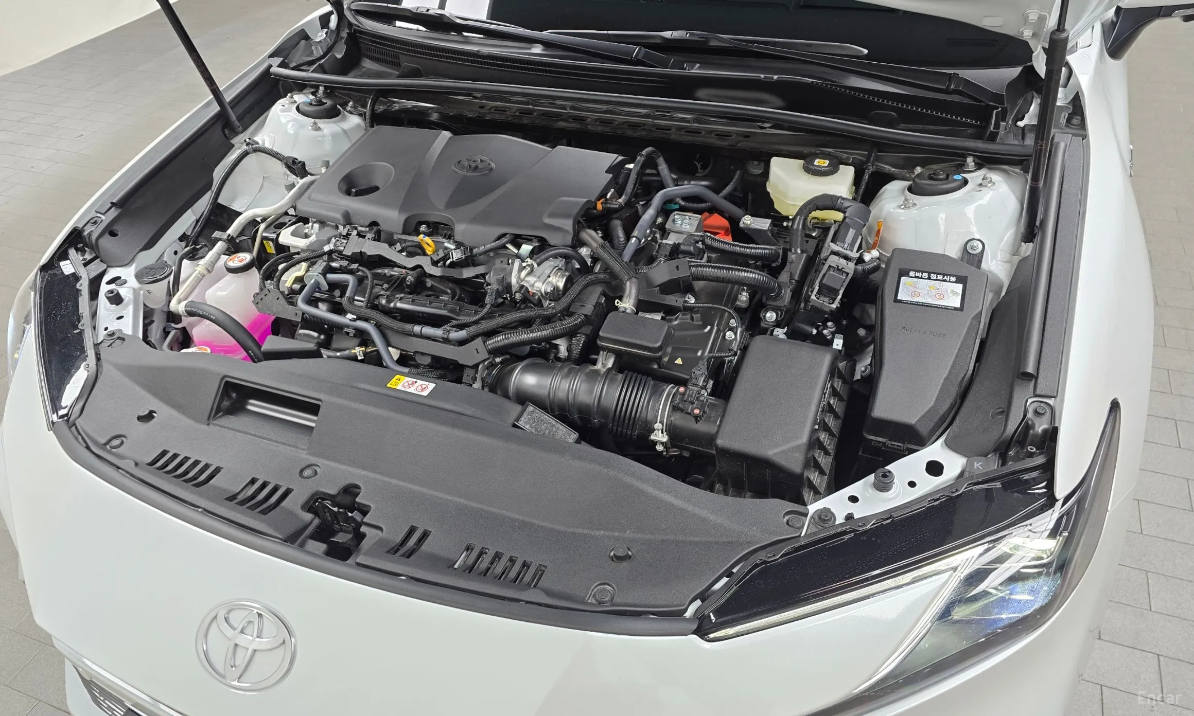 Toyota Camry (XV80) превью 6