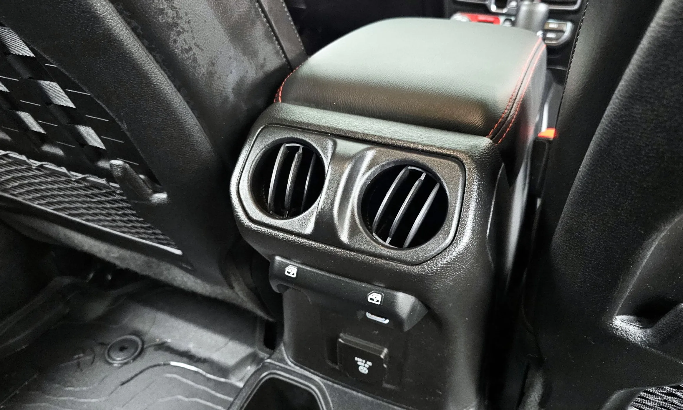 Jeep Gladiator (JT) превью 19