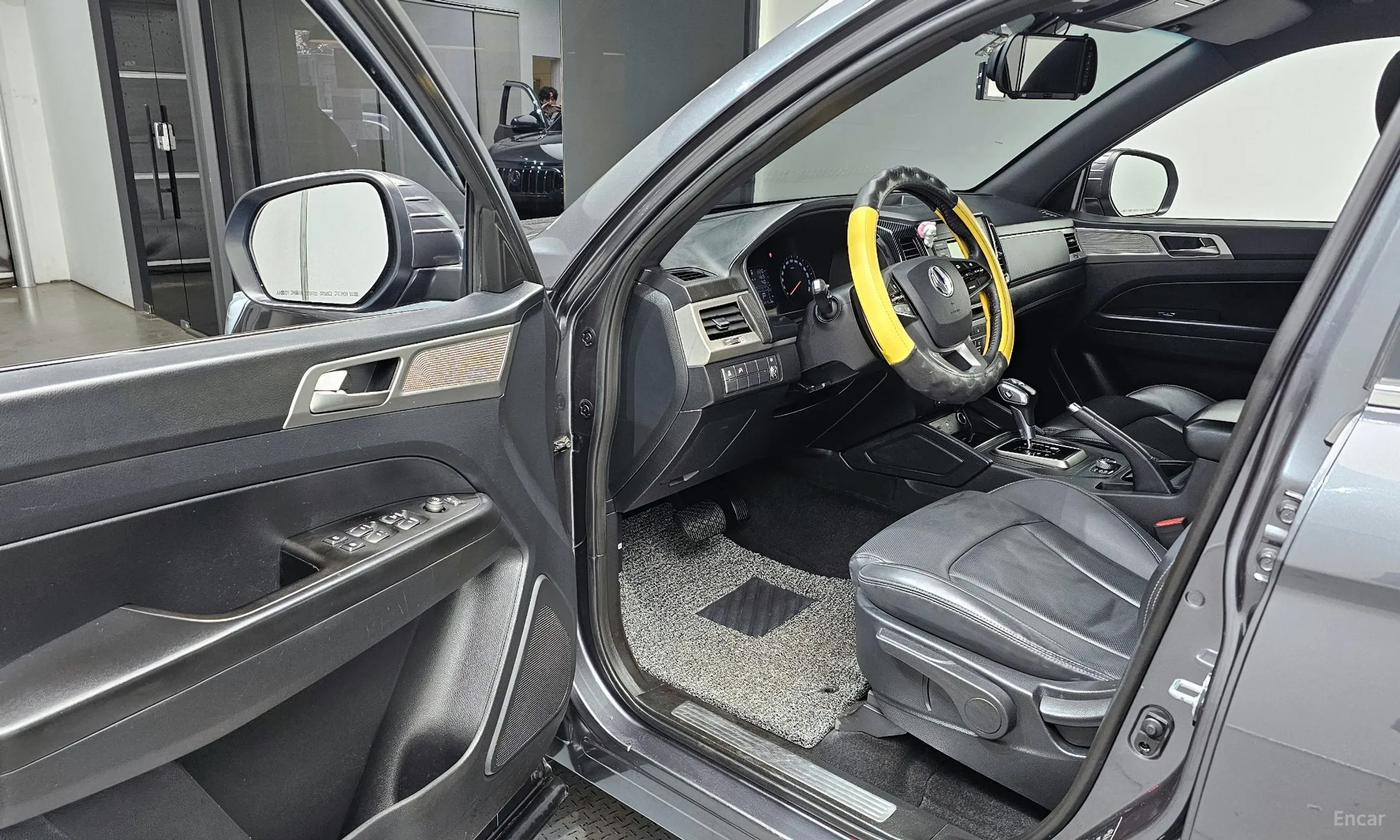 KG Mobility (SsangYong) Rexton Sports Khan превью 10