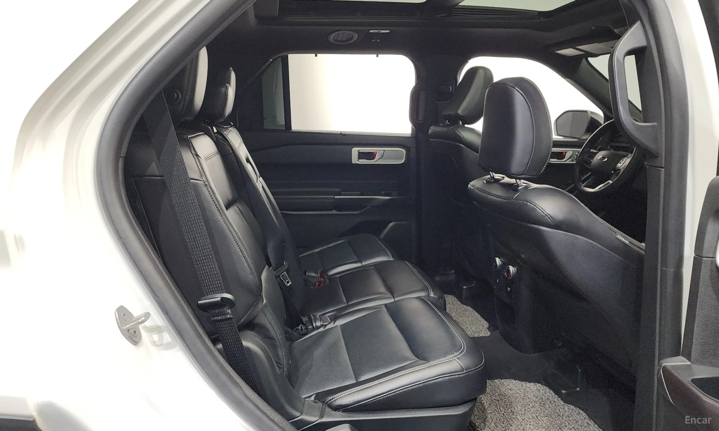 Ford Explorer 6th Generation превью 12
