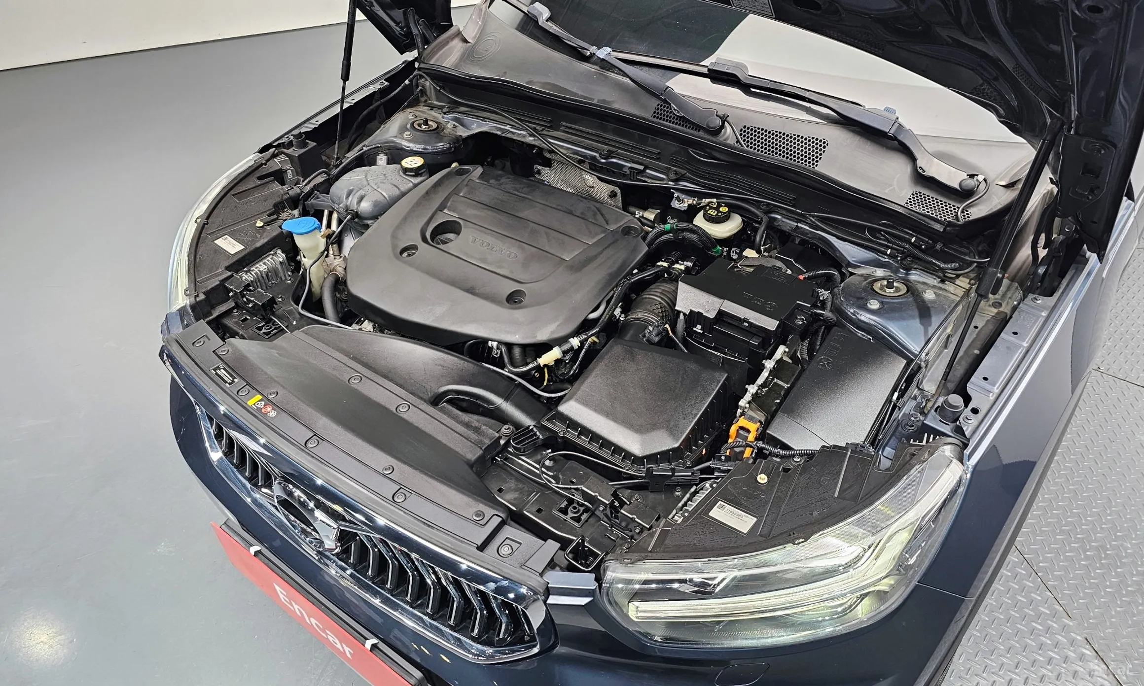 Volvo XC40 превью 6