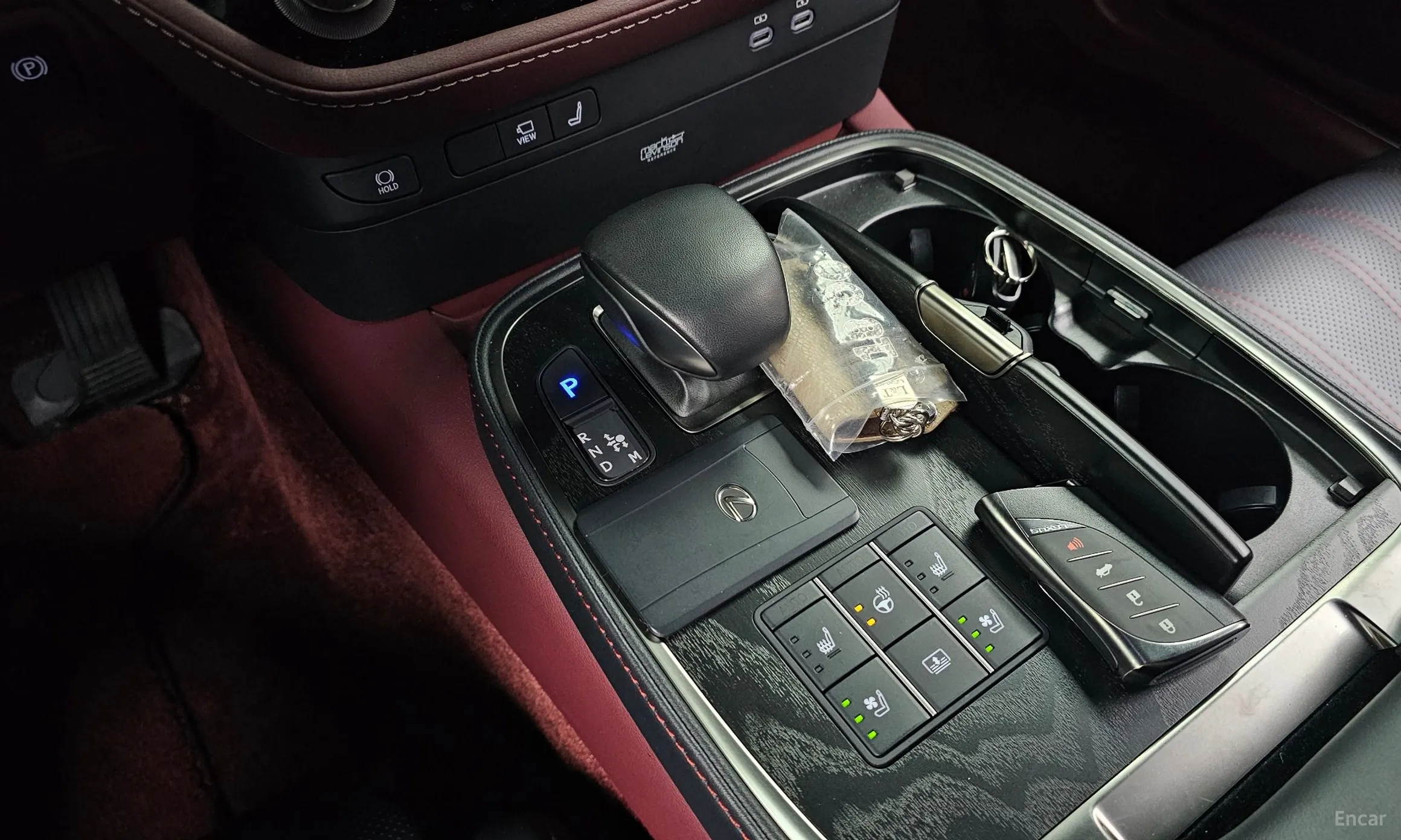 Lexus LS500h Gen 5 превью 9