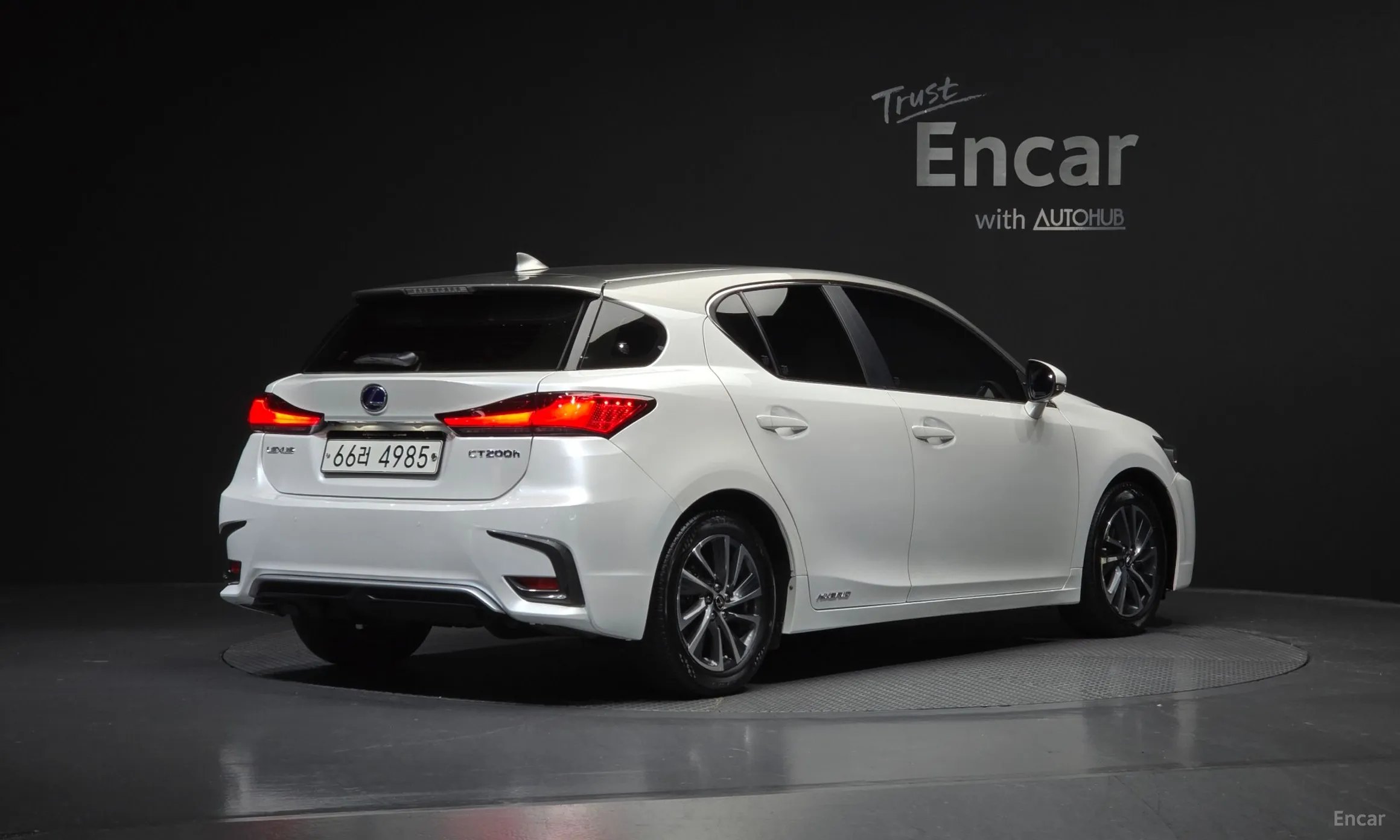 Lexus CT200h