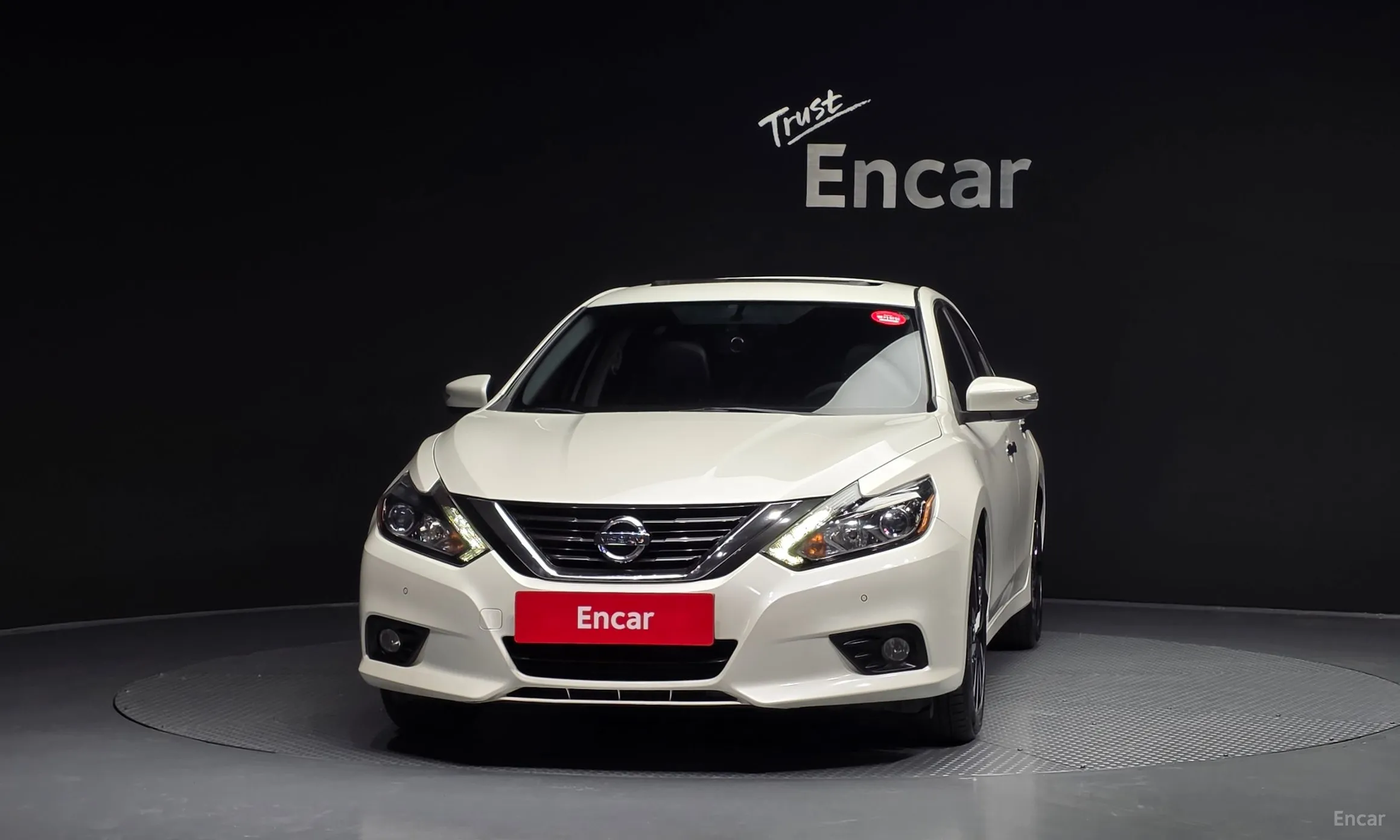 Nissan Altima превью 3