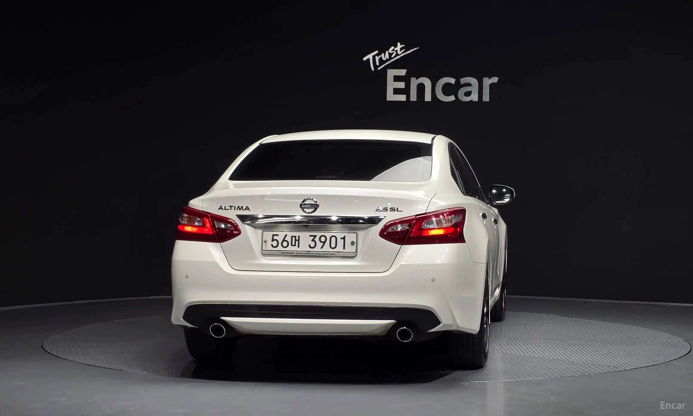 Nissan Altima превью 4