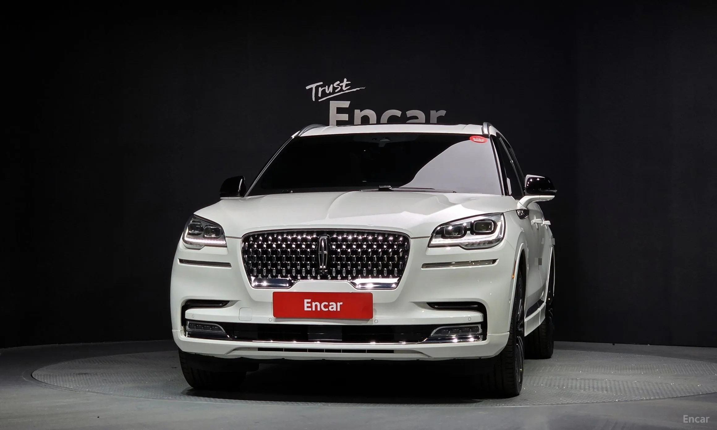 Lincoln Aviator 2nd Generation превью 3