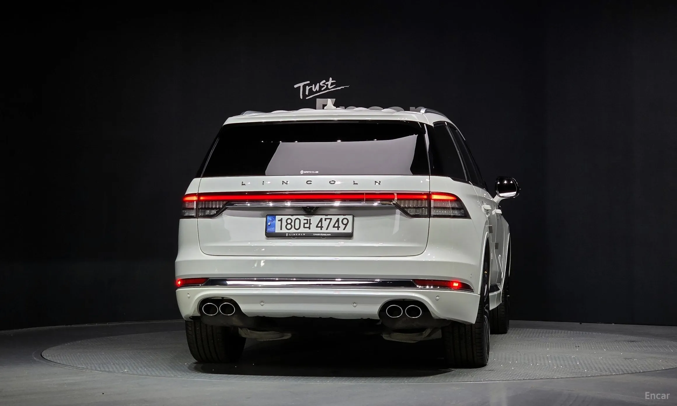 Lincoln Aviator 2nd Generation превью 4