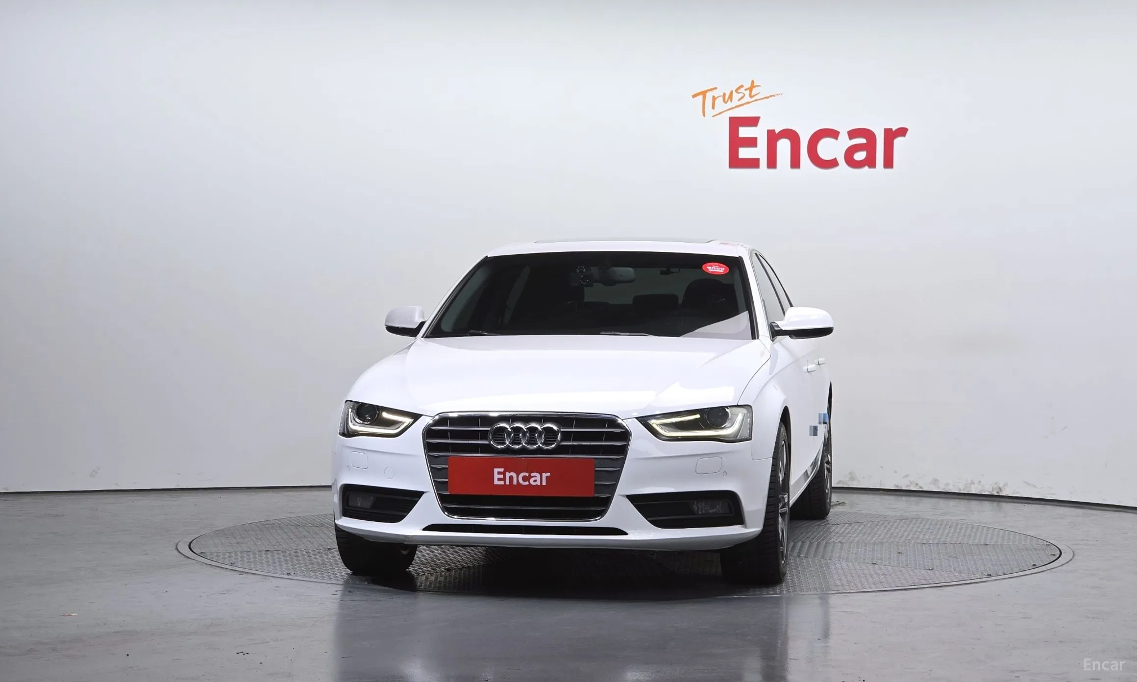 Audi New A4 превью 3