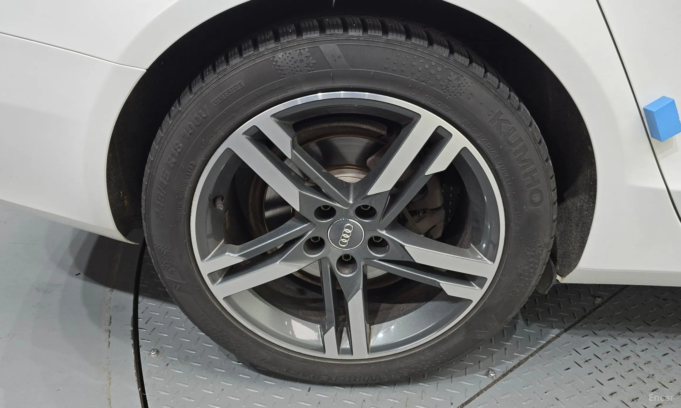 Audi New A4 превью 5