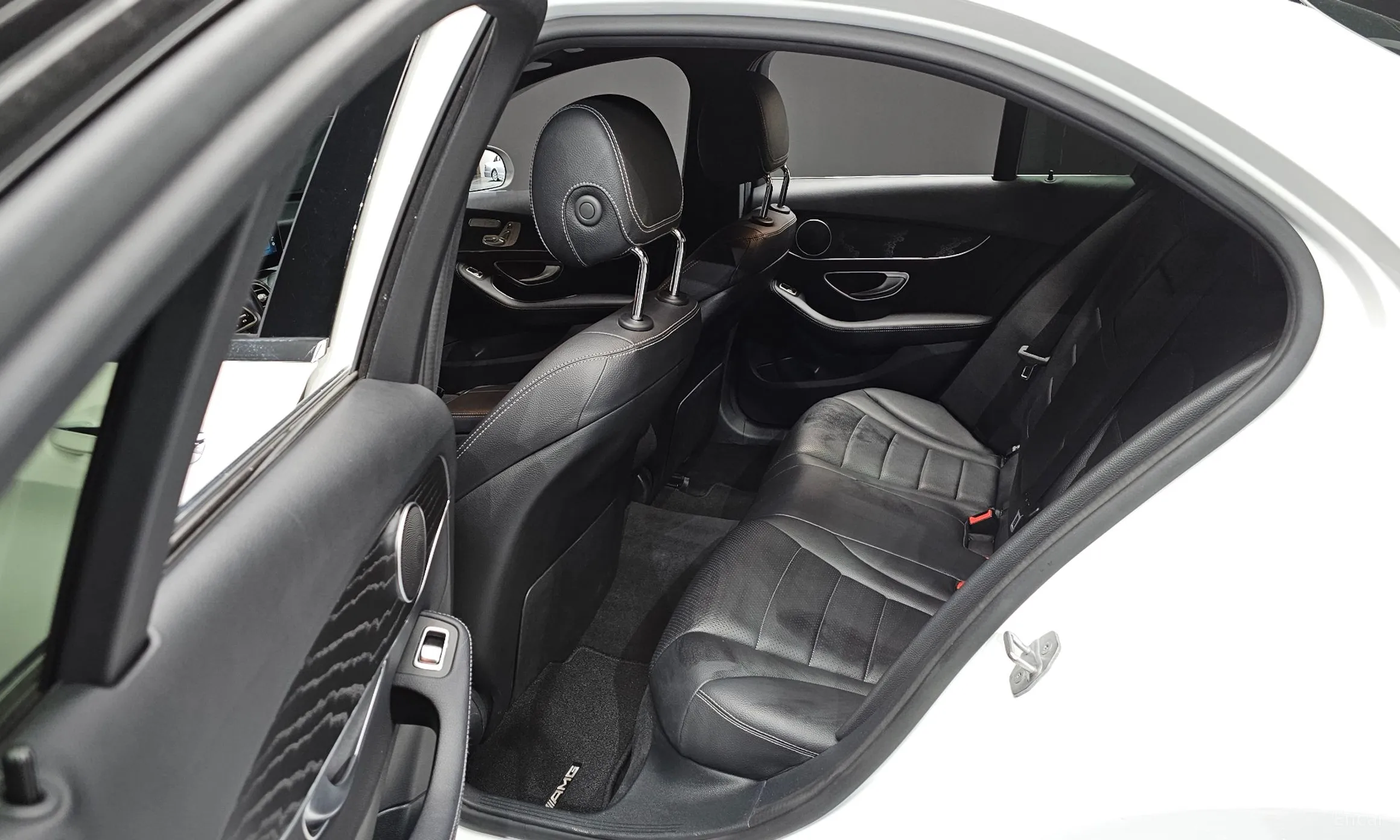 Mercedes Benz C-Class W205 превью 11