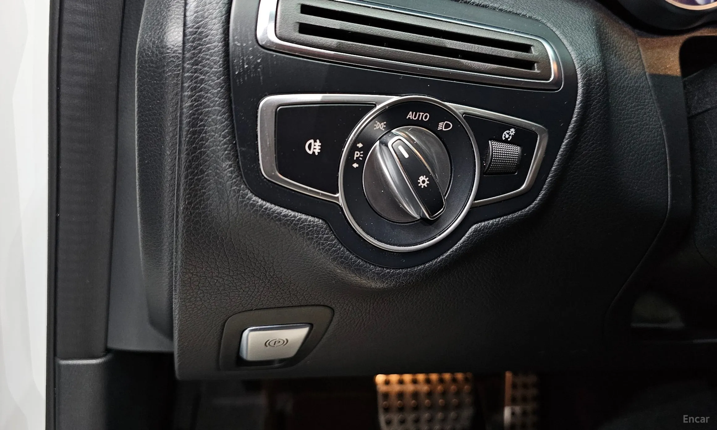 Mercedes Benz C-Class W205 превью 14