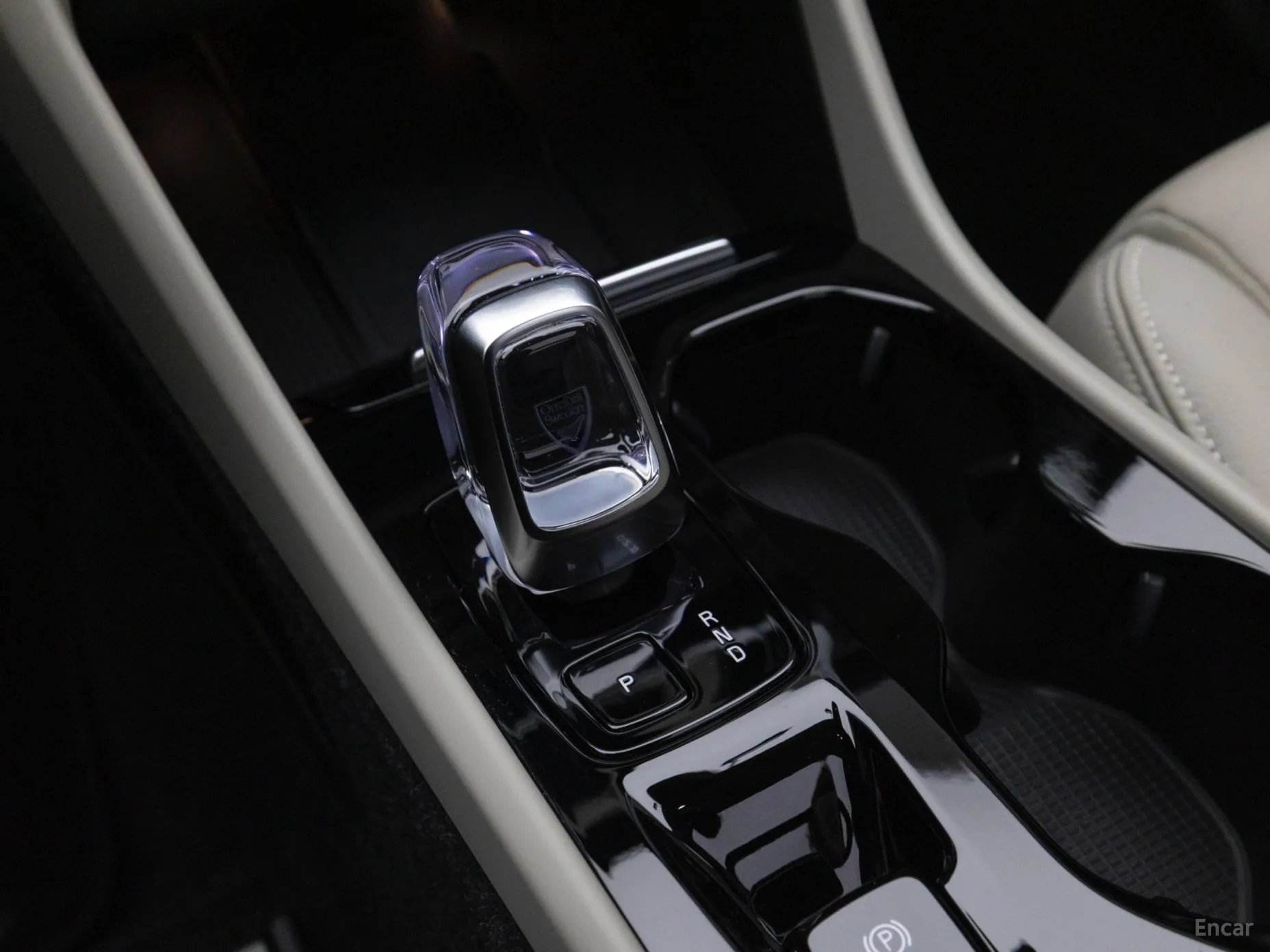 Volvo XC40 превью 12