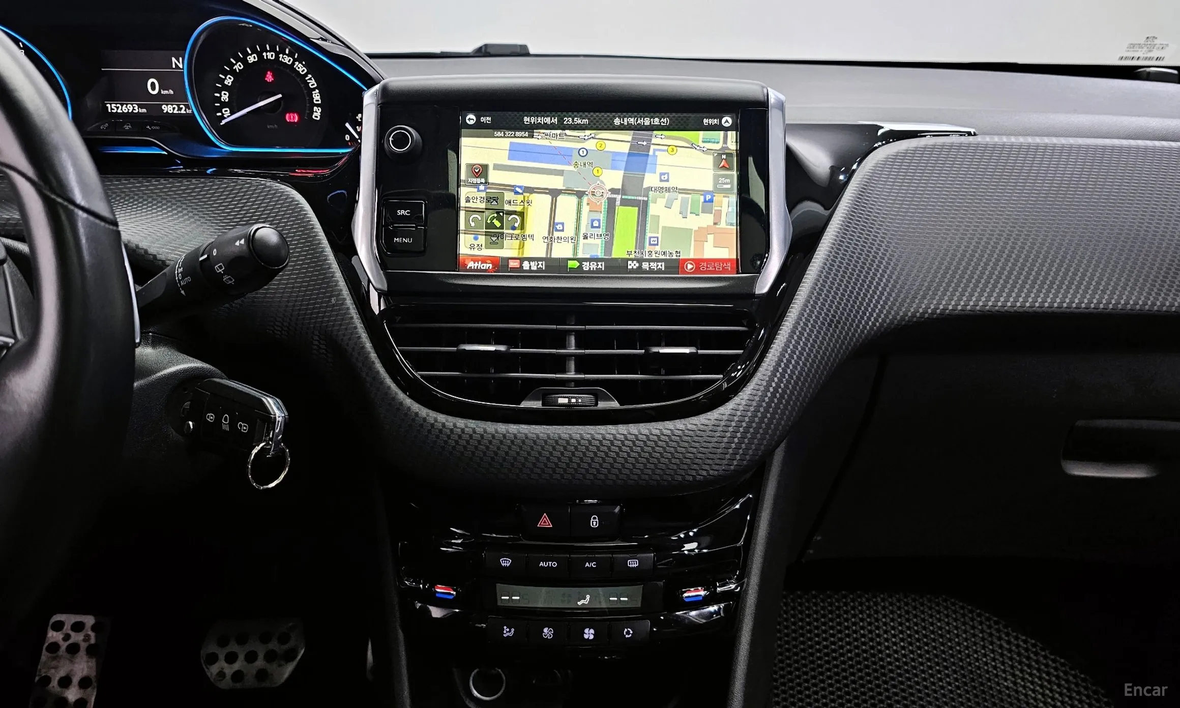 Peugeot 2008. превью 14