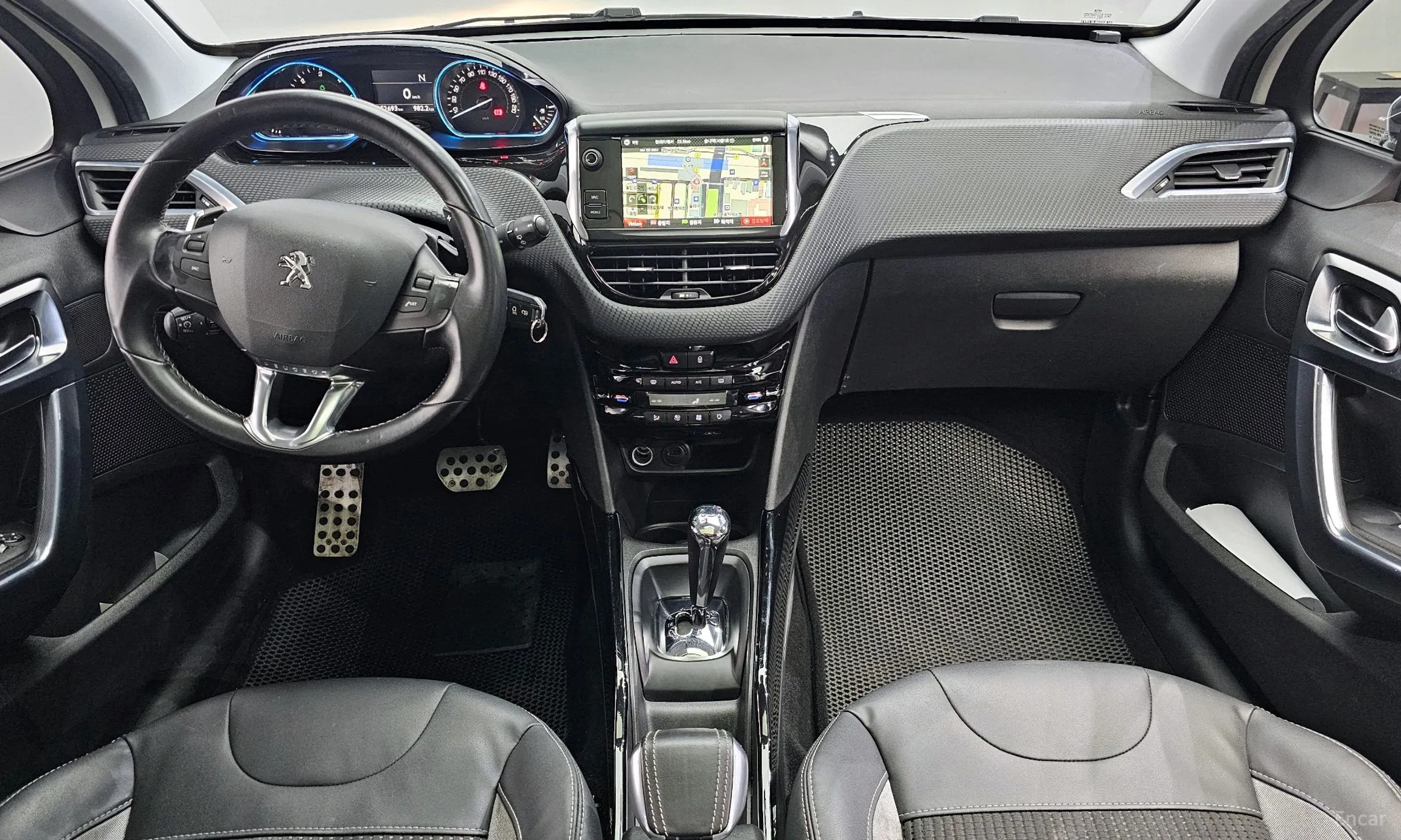 Peugeot 2008. превью 7