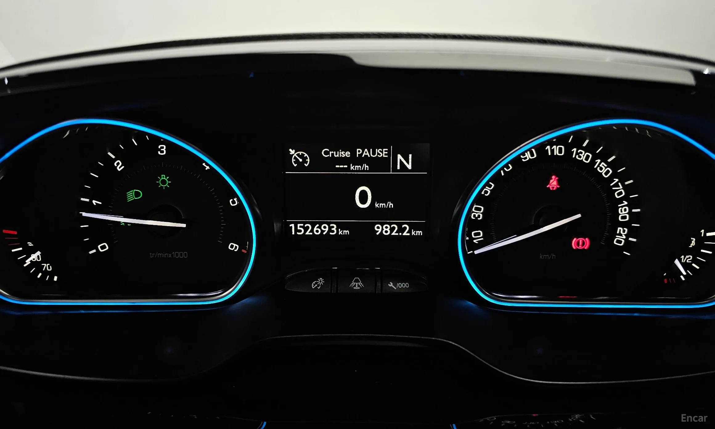 Peugeot 2008. превью 8