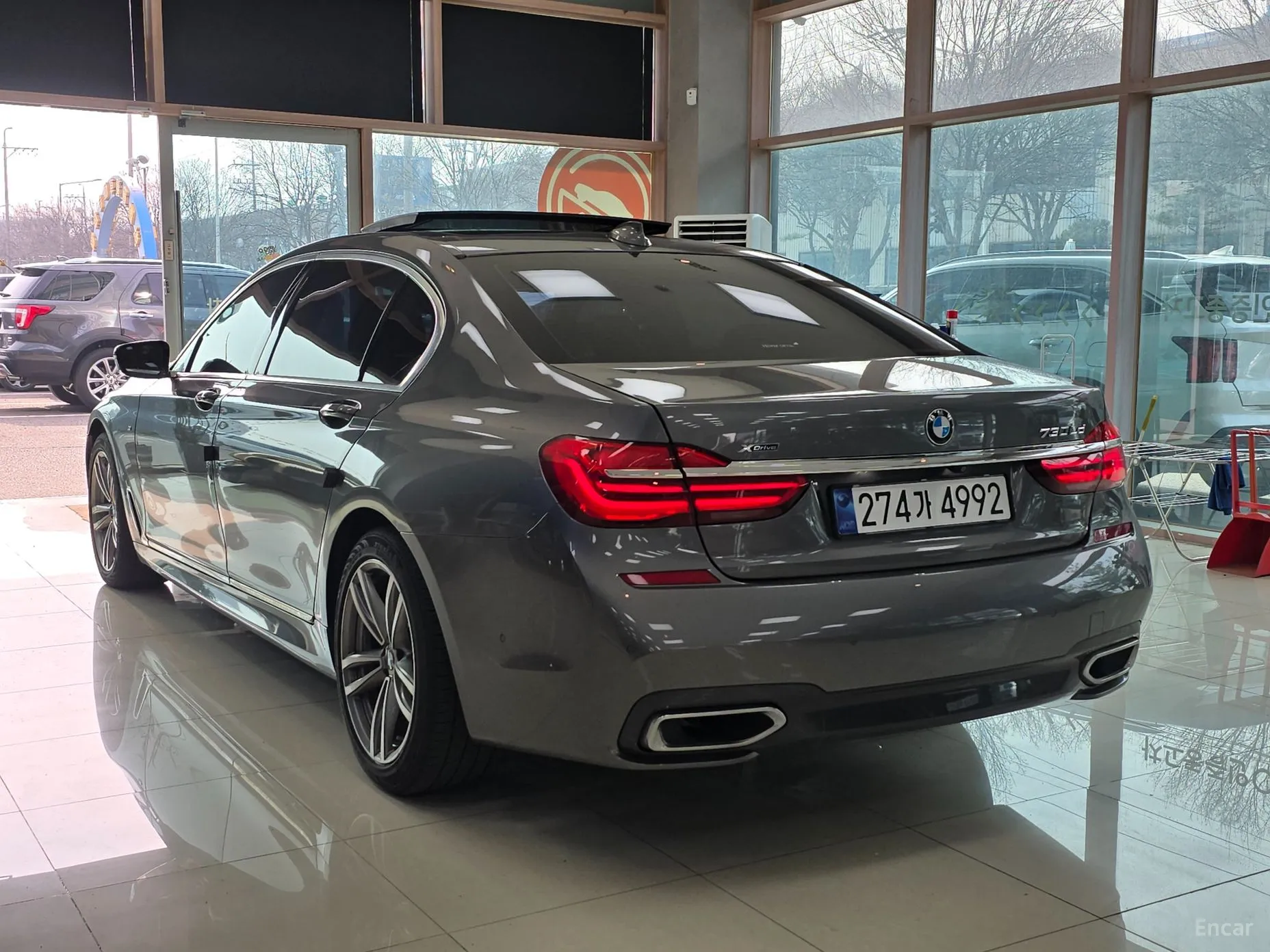 BMW 7 Series (G11) превью 5