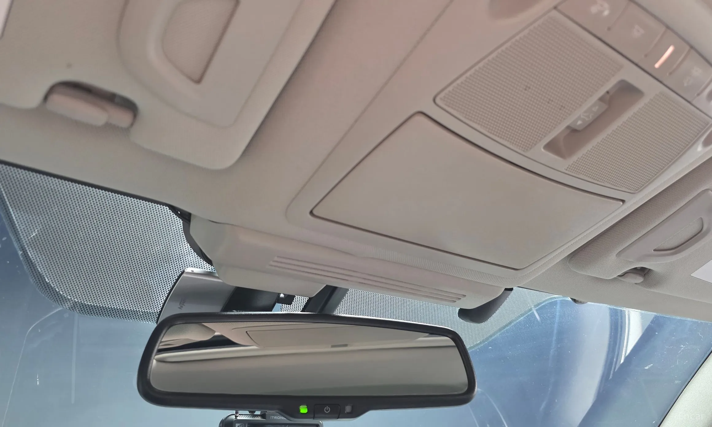 Infiniti Q50 превью 19
