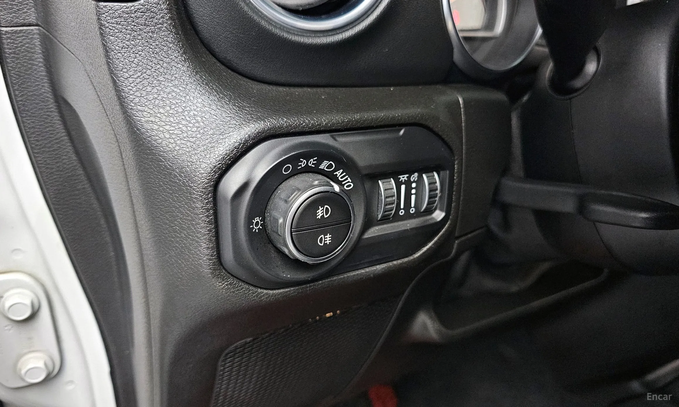 Jeep Wrangler (JL) превью 14