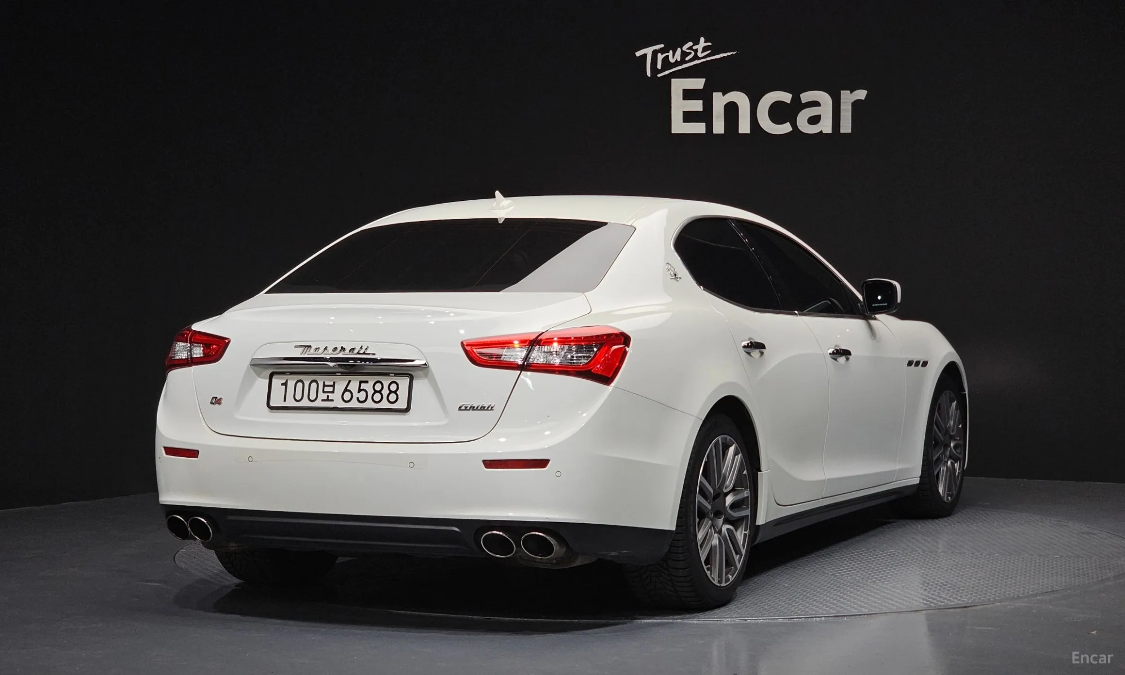 Maserati Ghibli превью 2