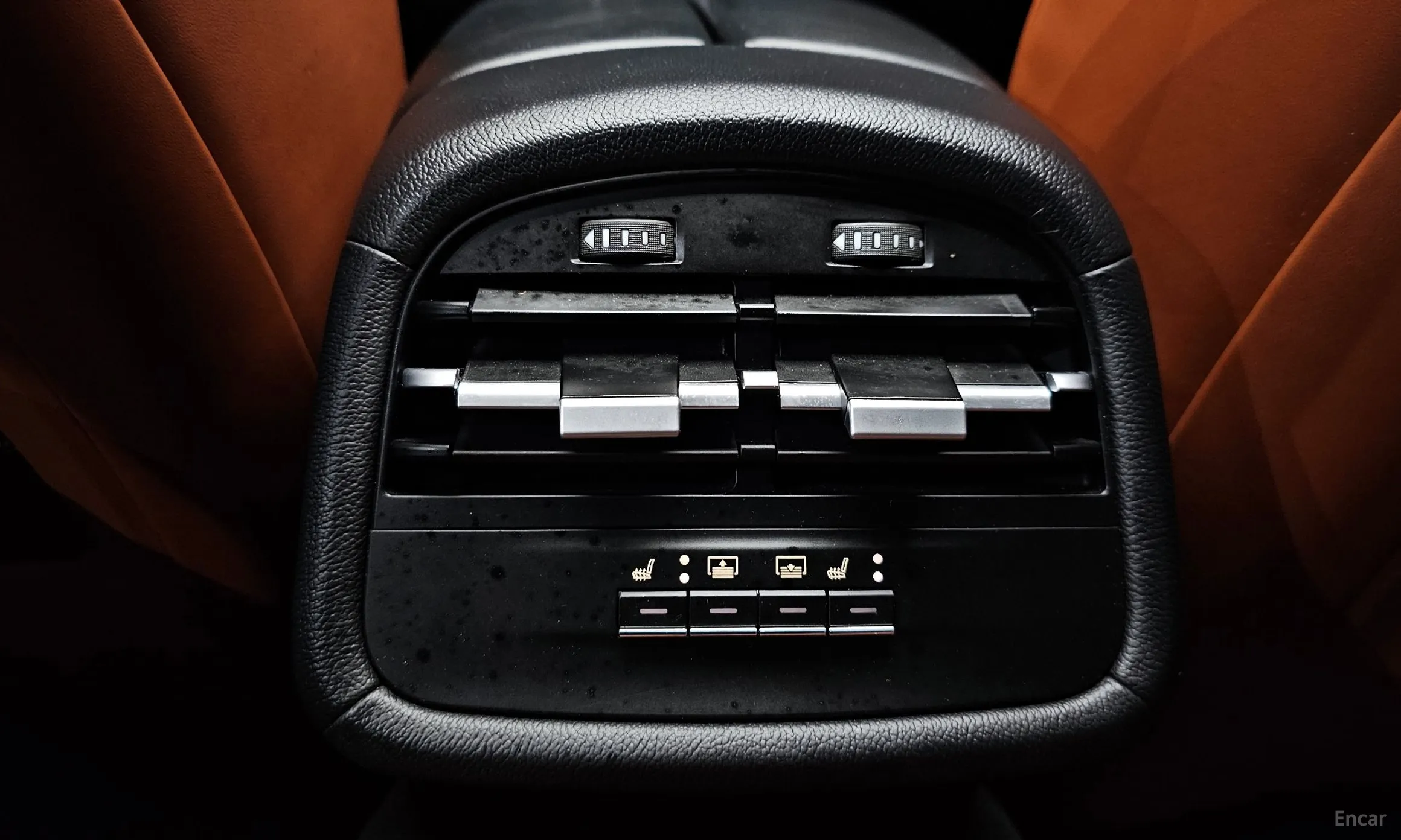 Maserati Ghibli превью 19