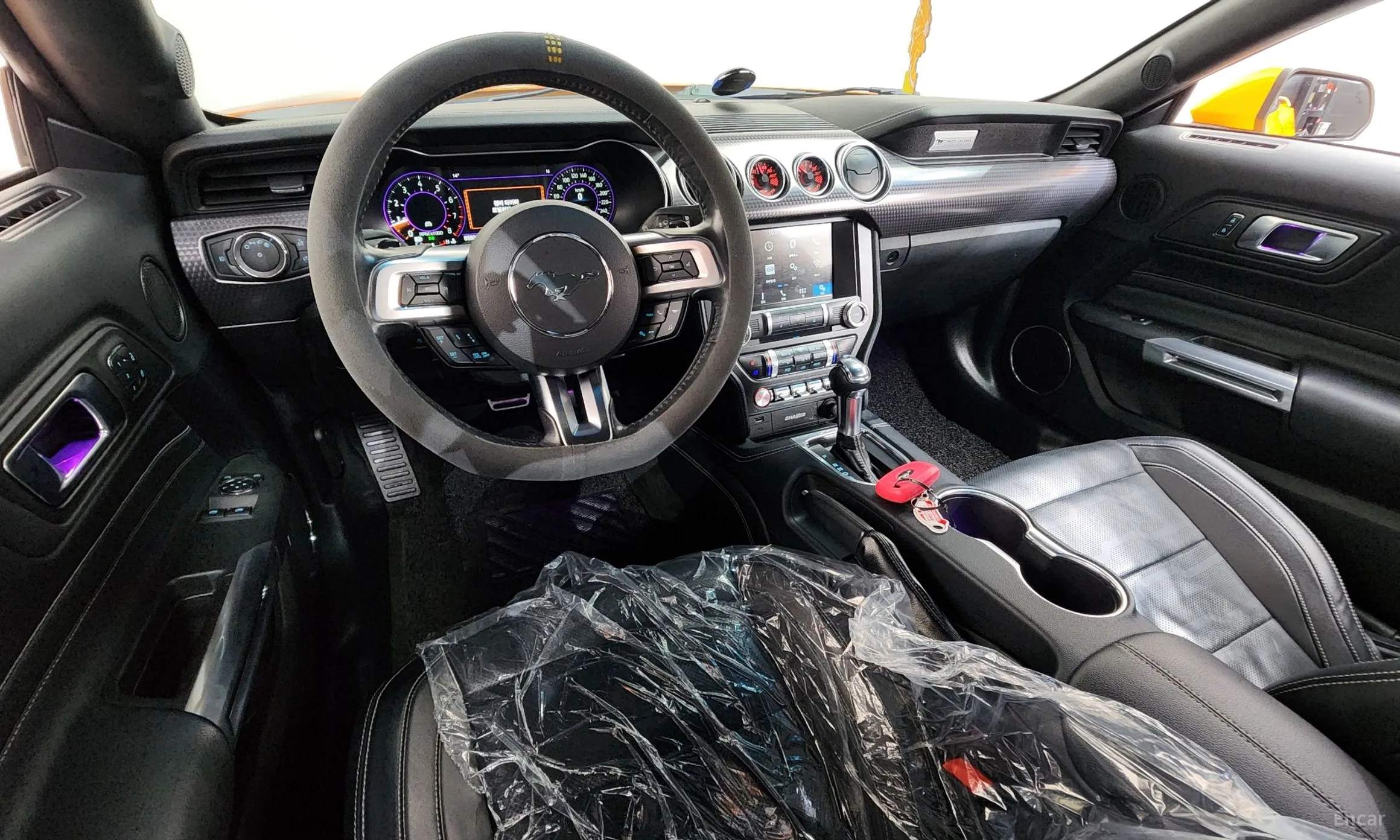 Ford Mustang превью 7