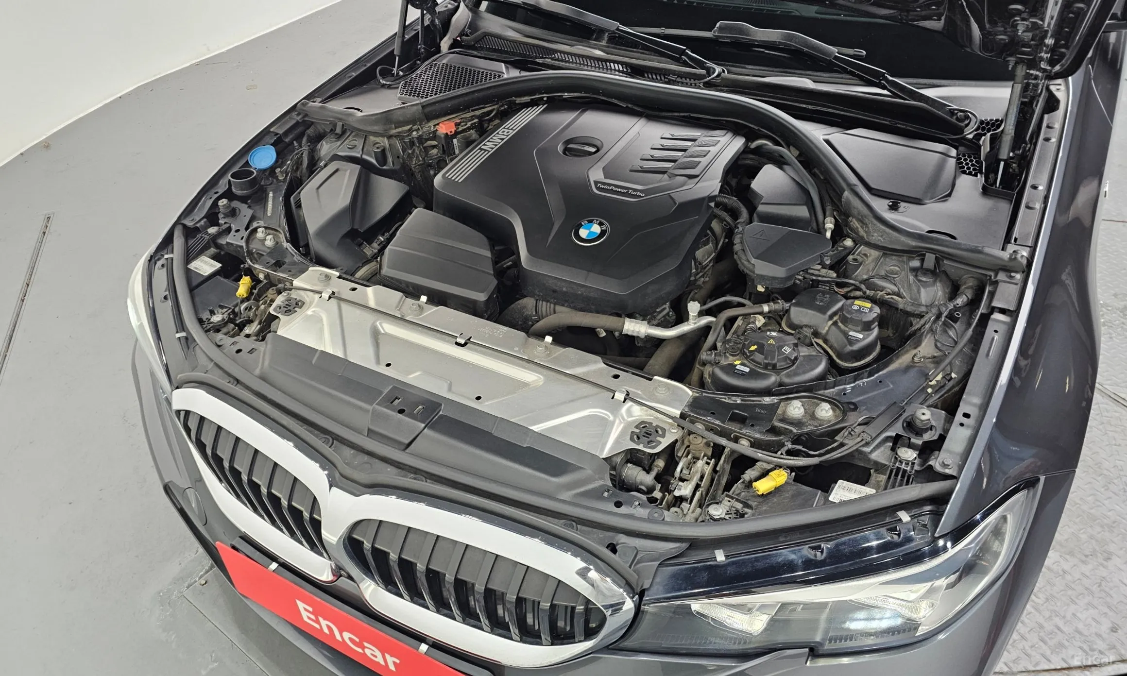 BMW 3 Series (G20) превью 6