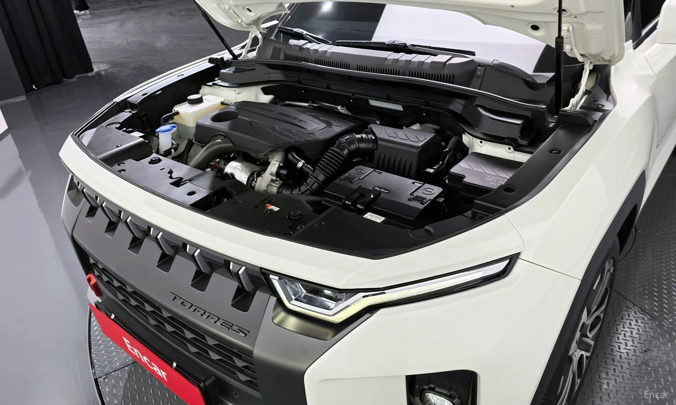 KG Mobility (SsangYong) Torres превью 6