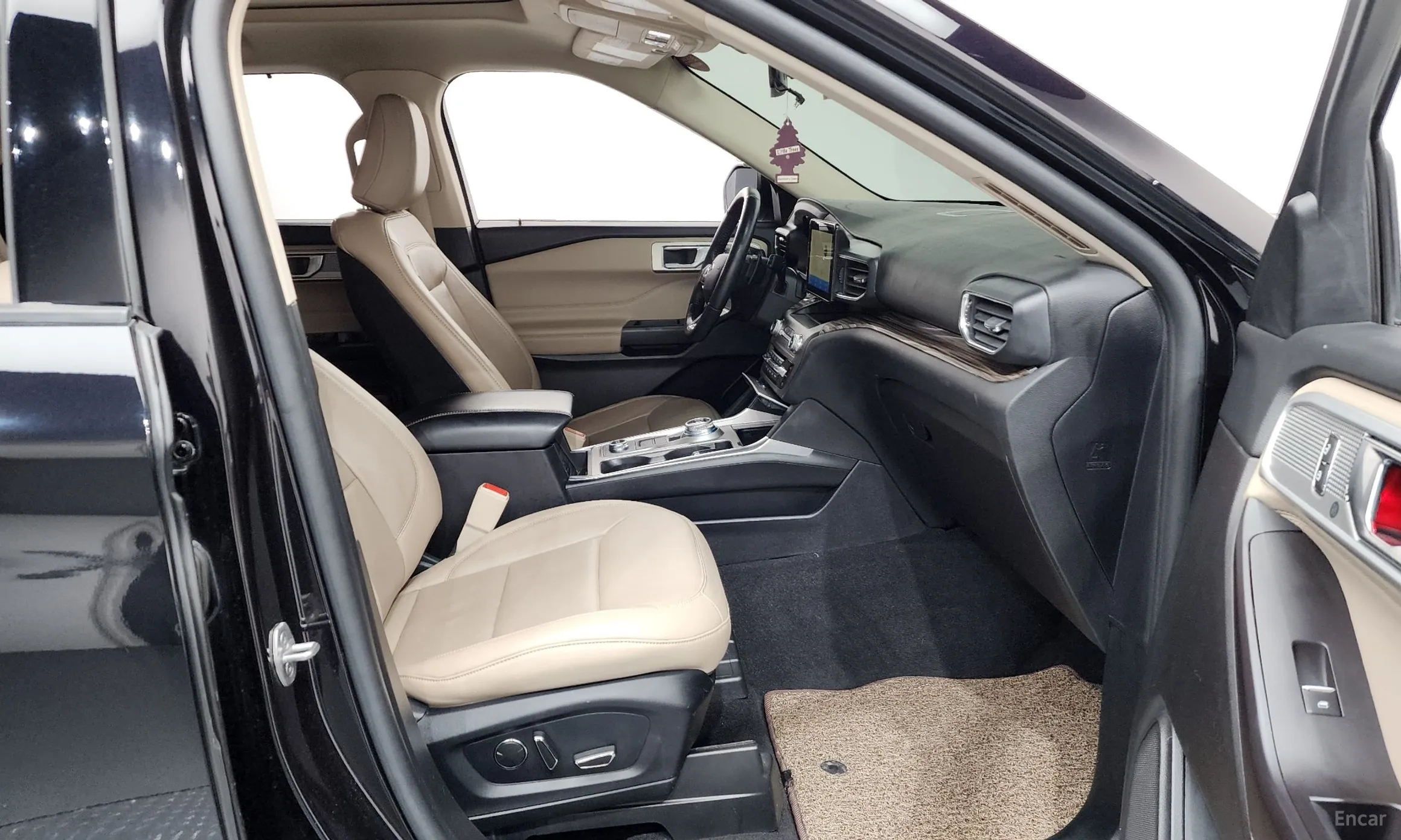 Ford Explorer 6th Generation превью 11