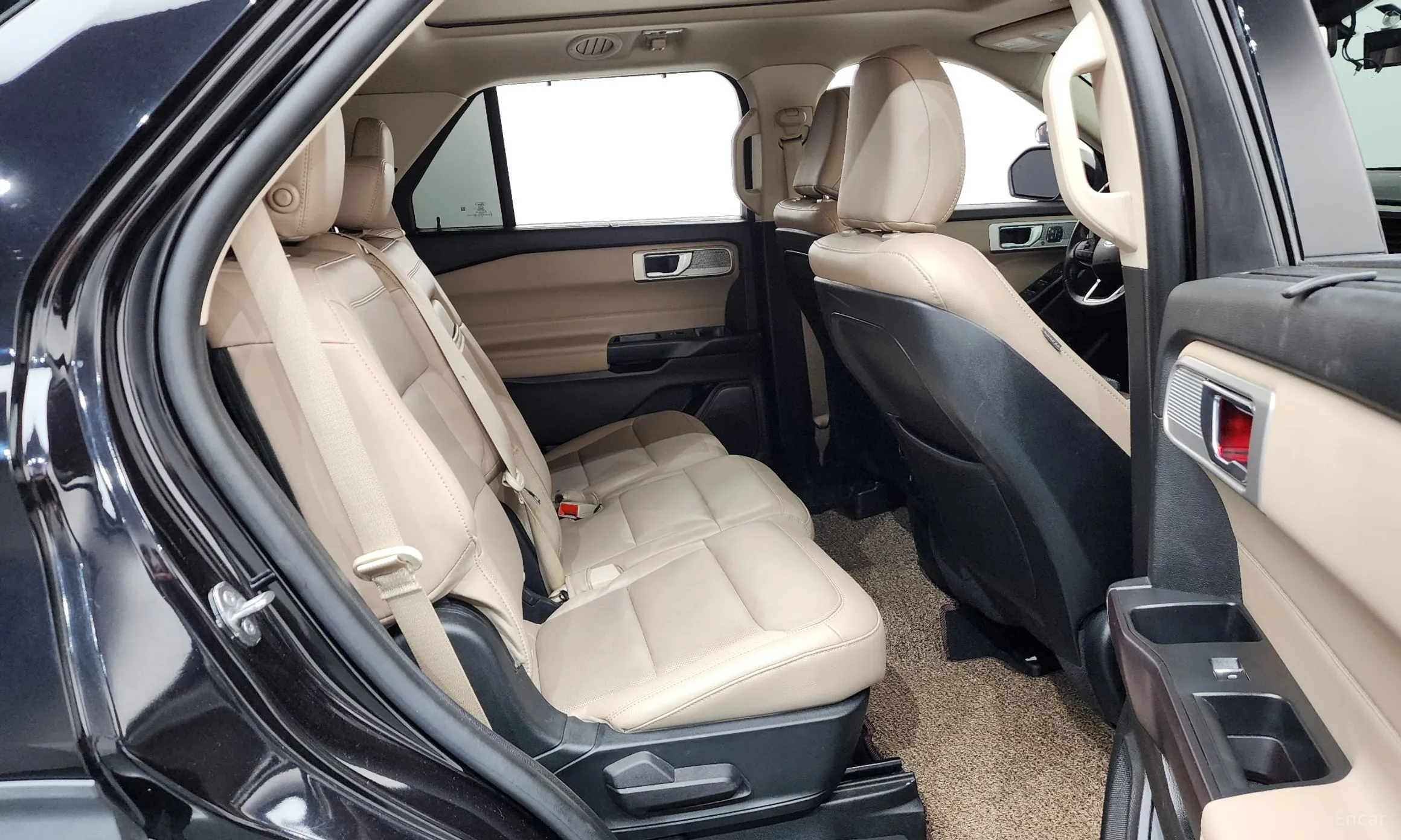Ford Explorer 6th Generation превью 12
