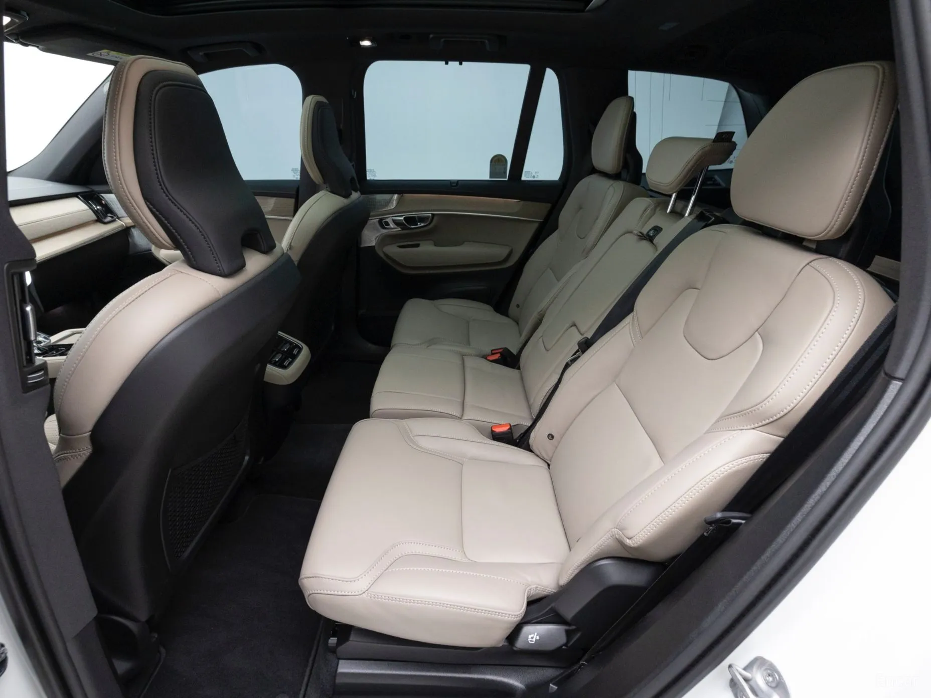 Volvo XC90 Gen 2 превью 10