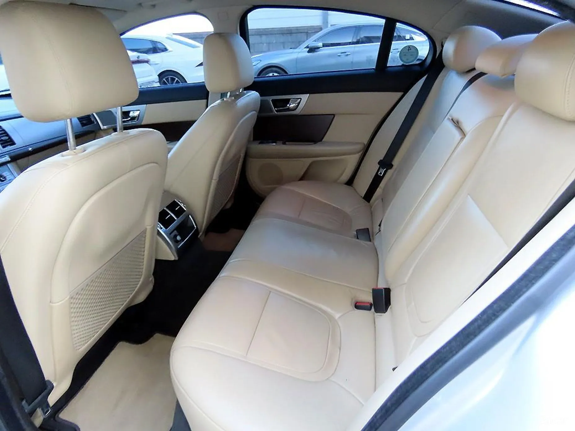 Jaguar New XF превью 6