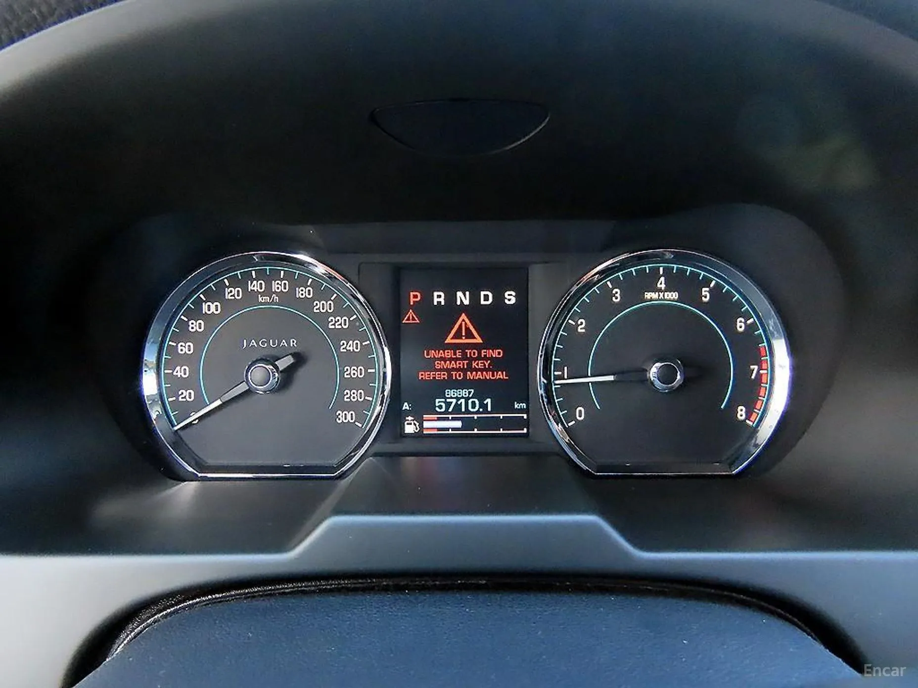Jaguar New XF превью 9