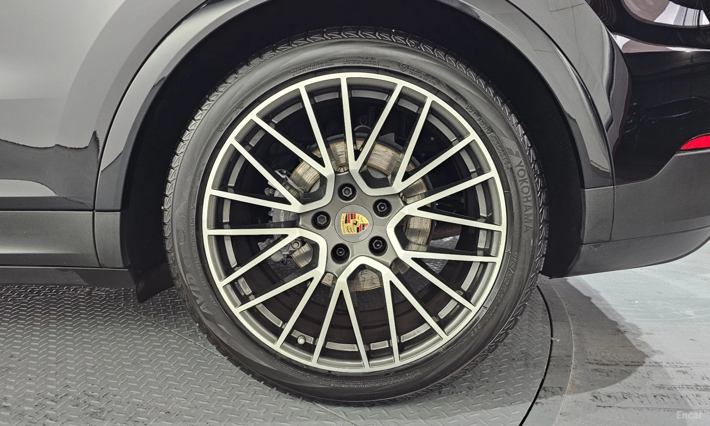 Porsche Cayenne (PO536) превью 5
